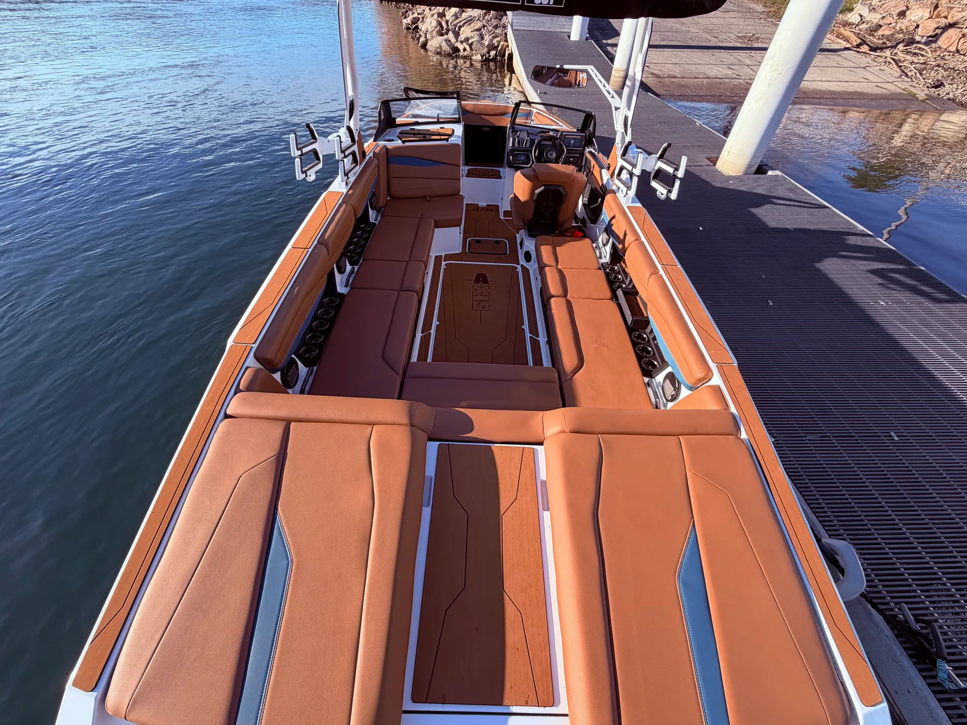 2026 Axis A245 Ultimate Surfboat