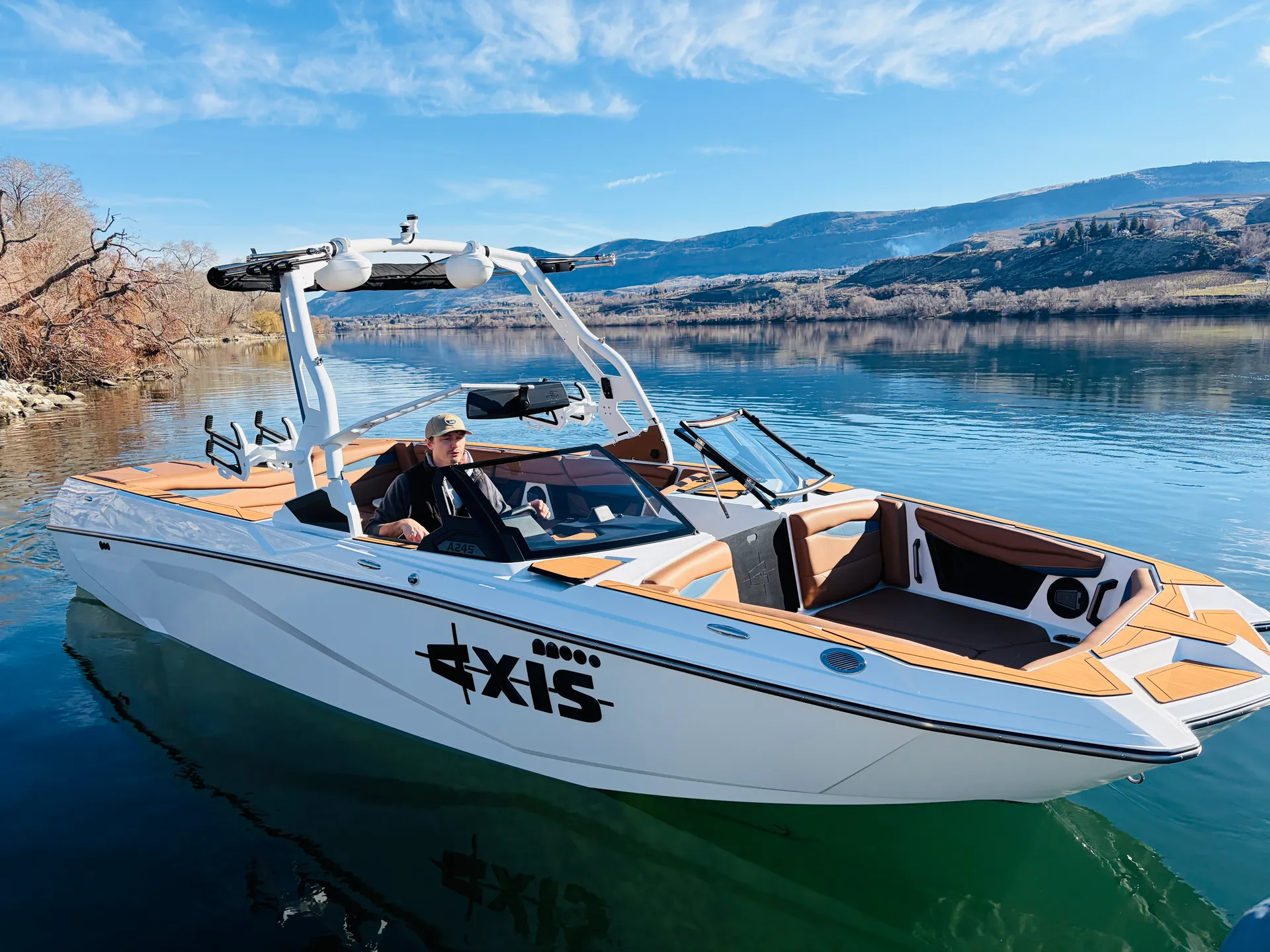 2026 Axis A245 Ultimate Surfboat