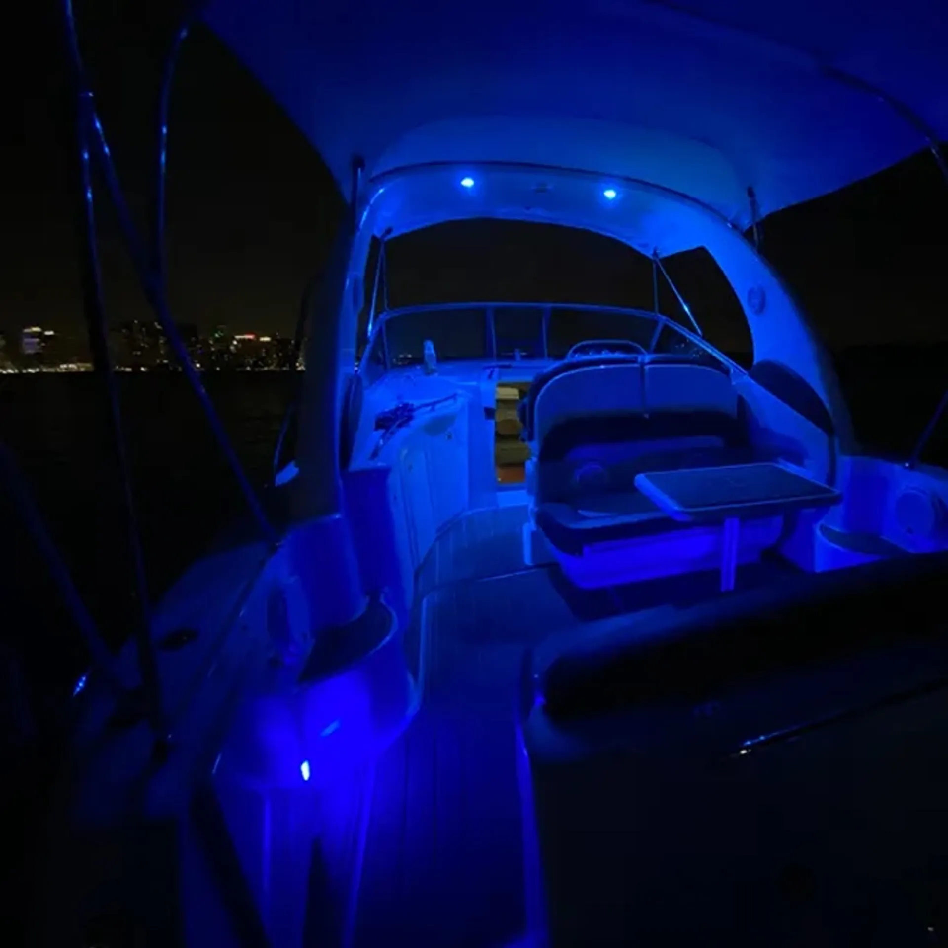 Luxury SeaRay Sundancer Party Yacht in Miami | Up to 12 Guests | 