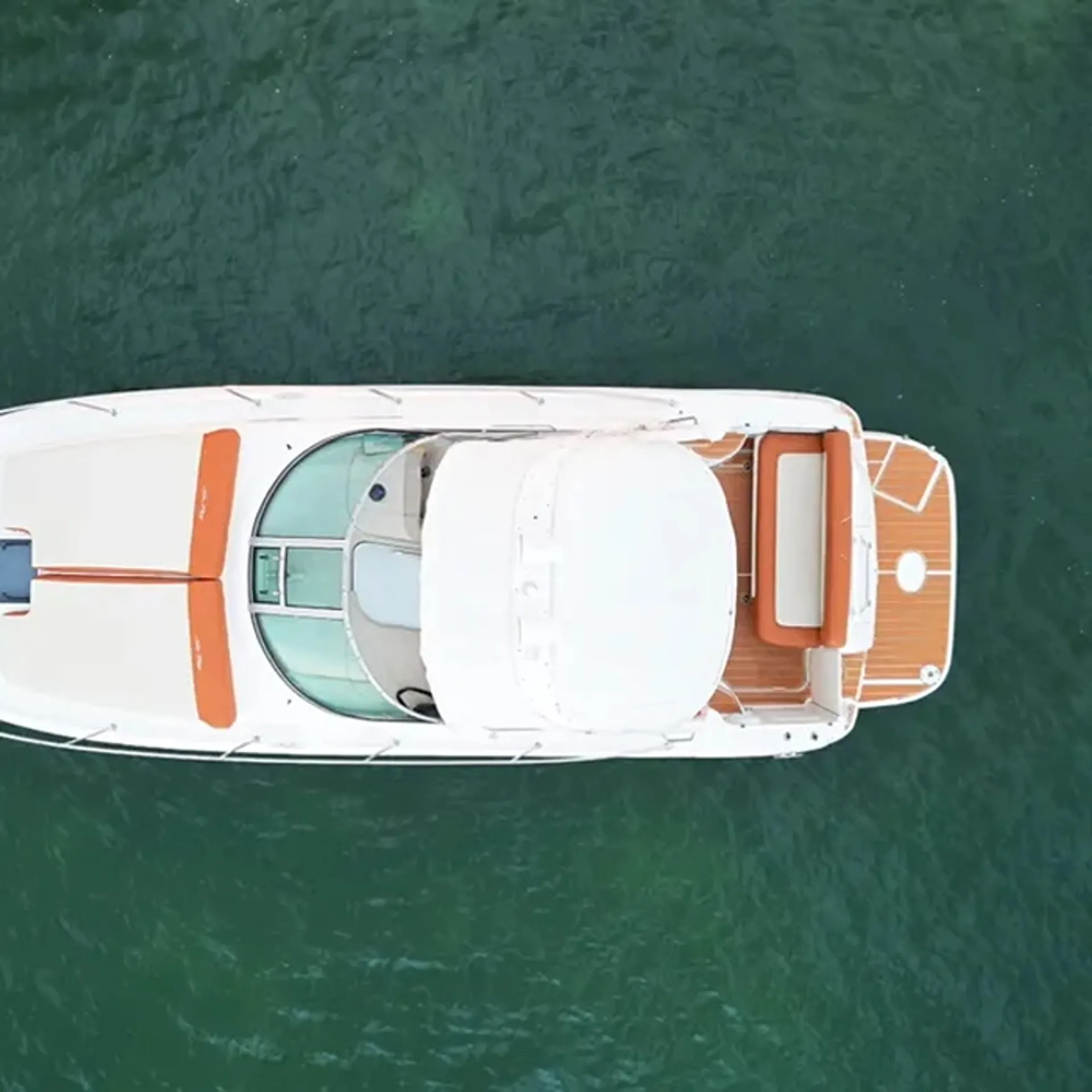 Luxury SeaRay Sundancer Party Yacht in Miami | Up to 12 Guests | 