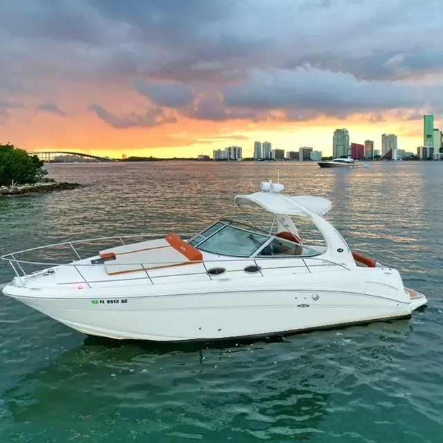 Rent a Sea Ray Boats cruiser in Miami, FL near me