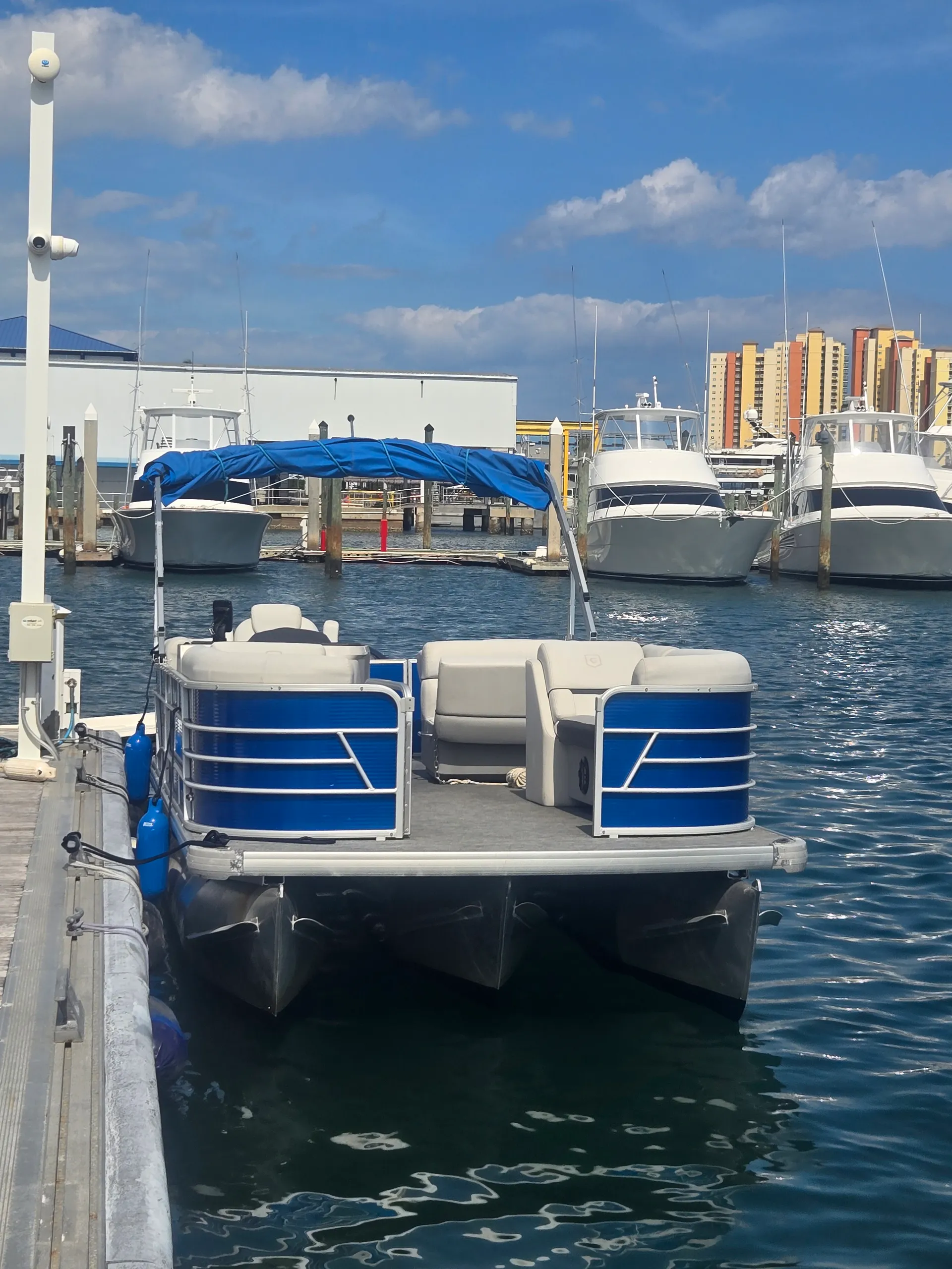 GODFREY MARINE SWEETWATER 2386 DT in Riviera Beach, FL — photo 3
