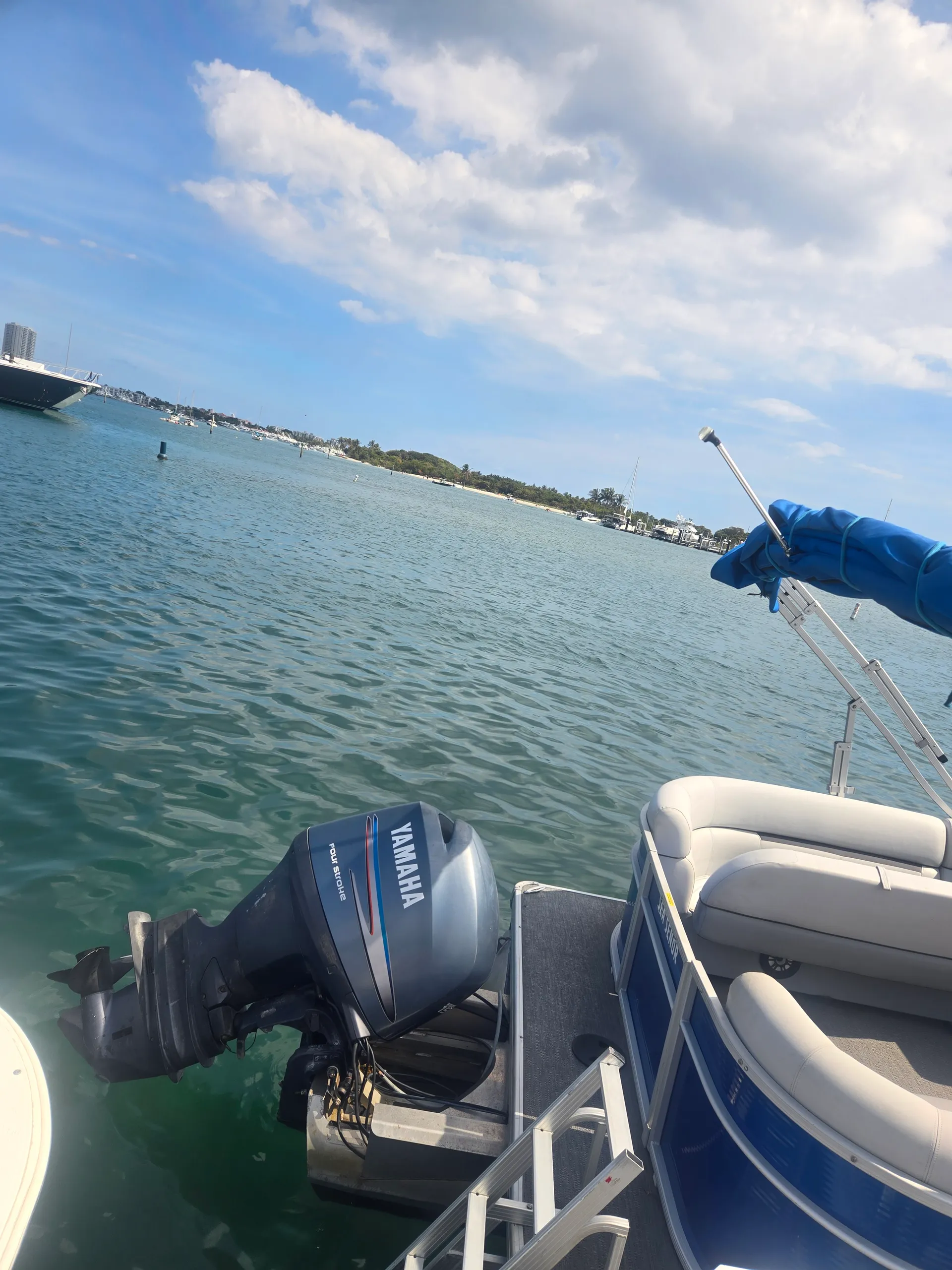 GODFREY MARINE SWEETWATER 2386 DT in Riviera Beach, FL — photo 4