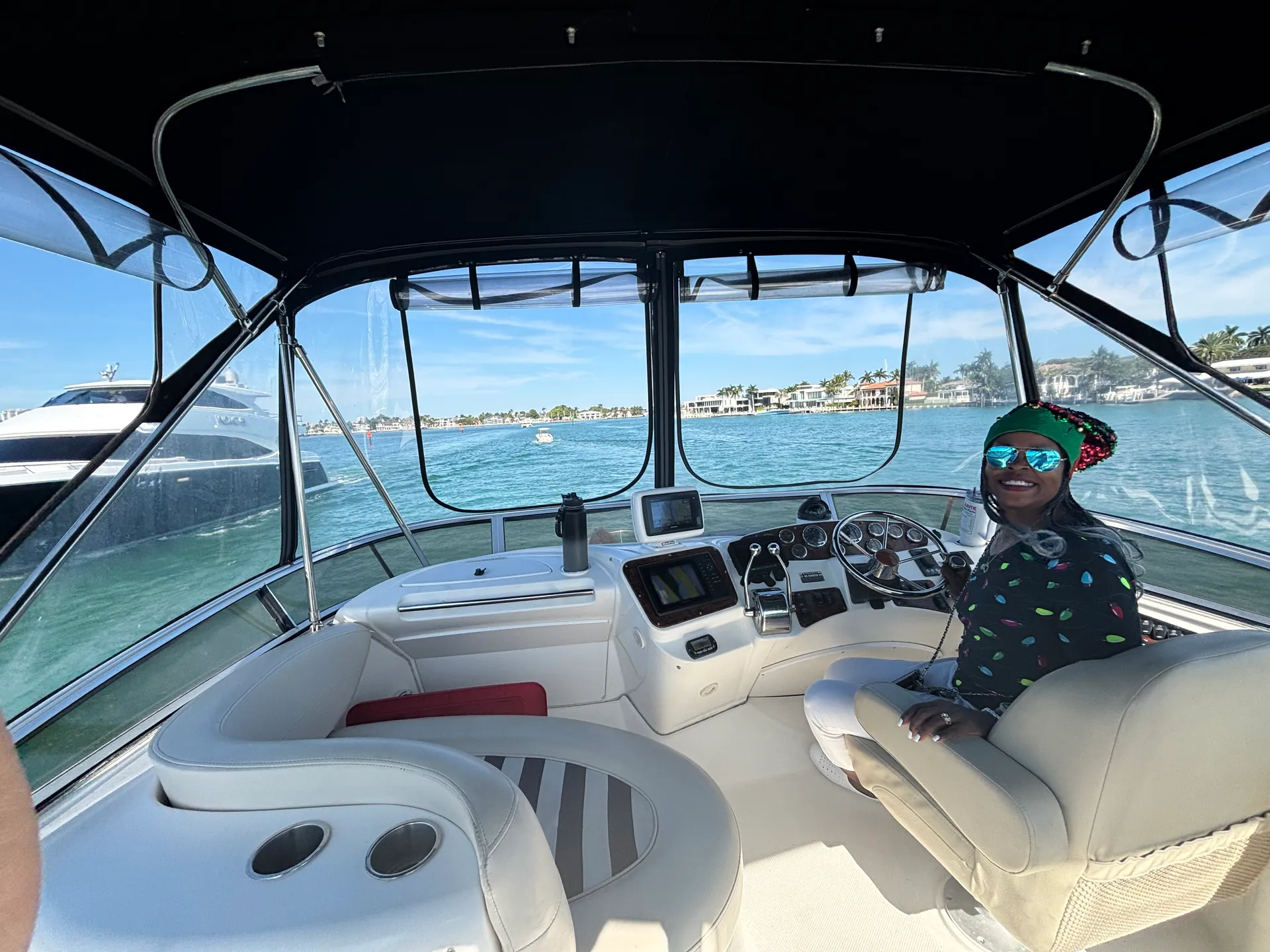 ALL-INCLUSIVE Fort Lauderdale Yacht  35' Meridian (Captain﹠Fuel Inc)