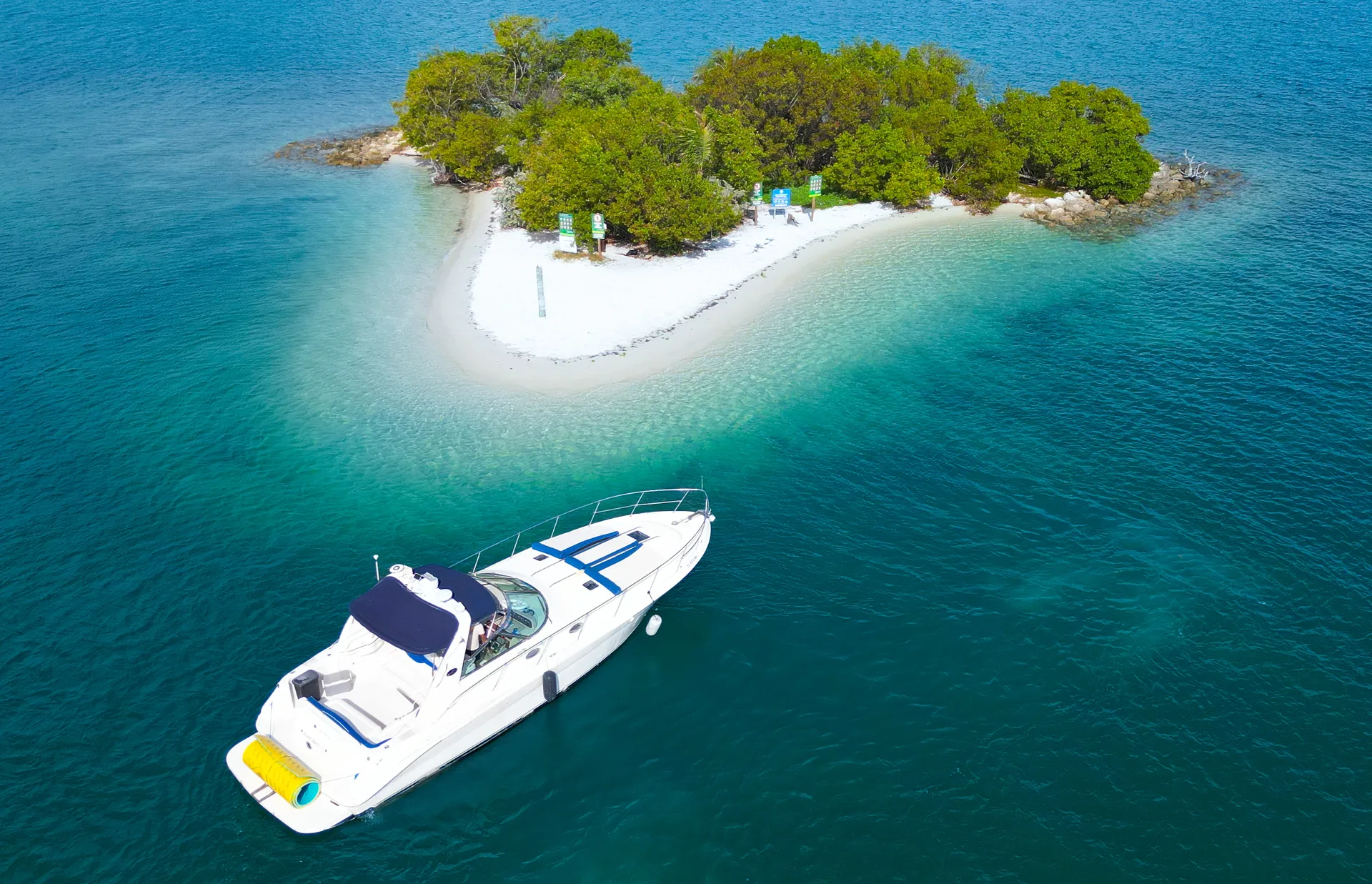 Enjoy "Venezzia" in Miami with Sundancer II 44FT!