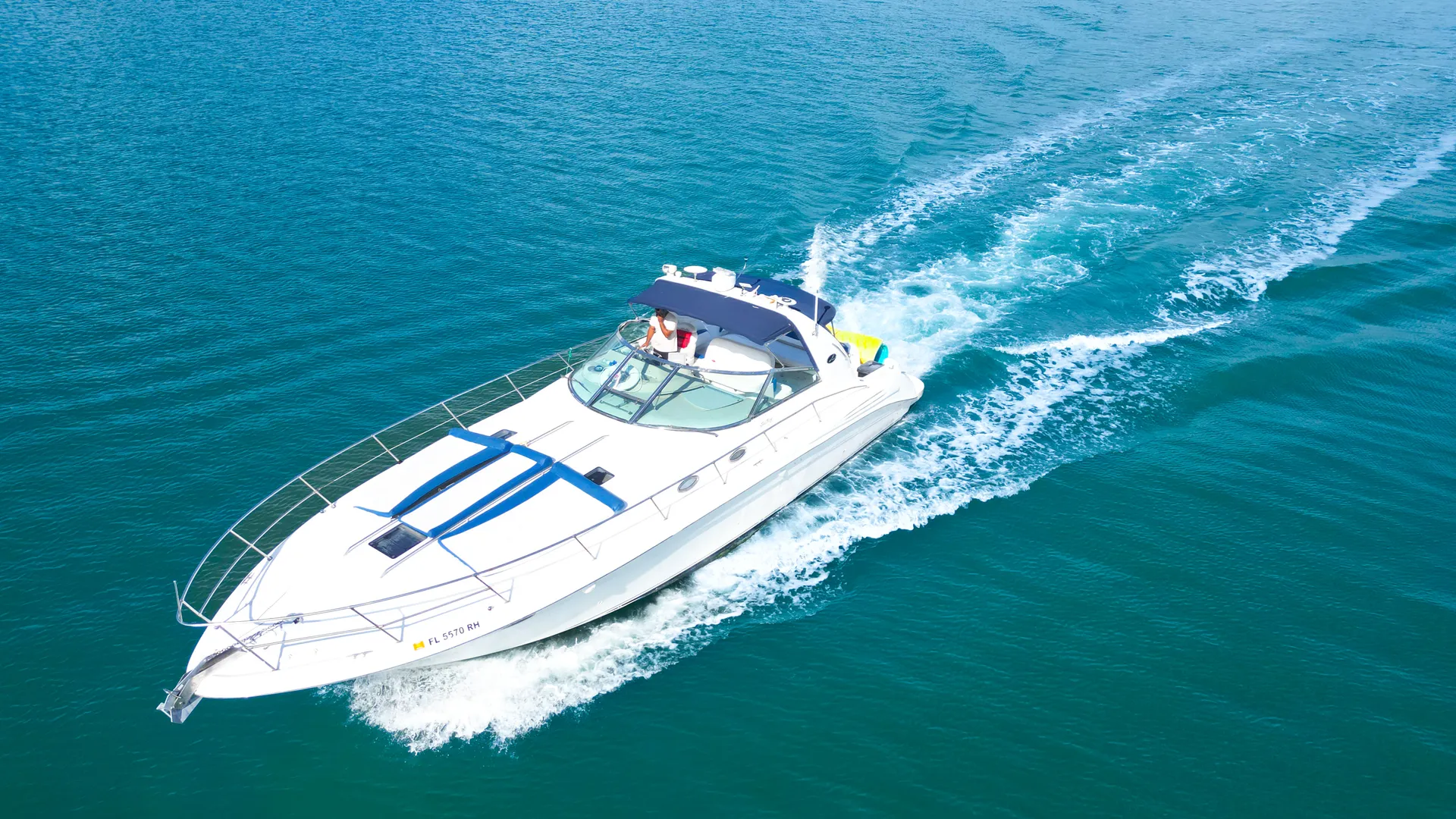 Enjoy "Venezzia" in Miami with Sundancer II 44FT!