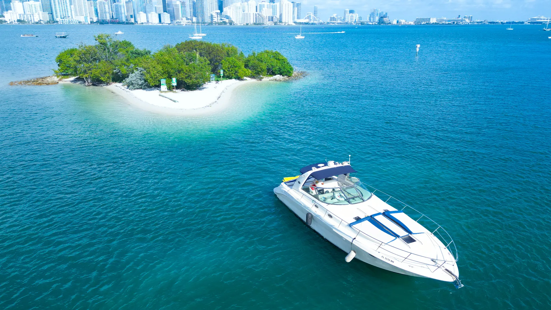 Enjoy "Venezzia" in Miami with Sundancer II 44FT!