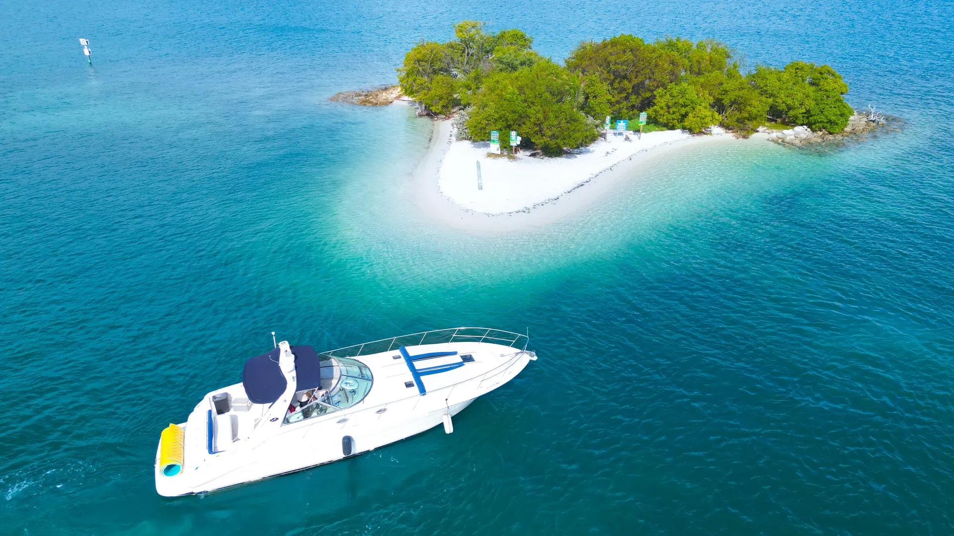 Enjoy "Venezzia" in Miami with Sundancer II 44FT!