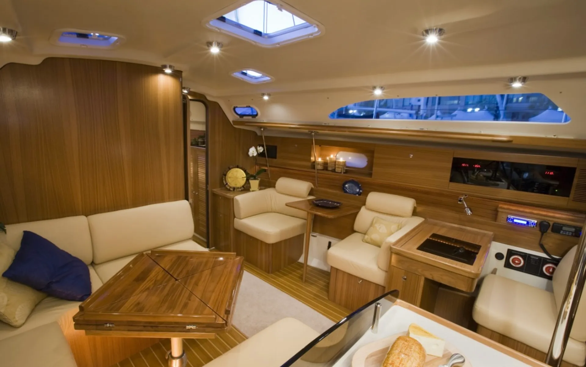 Beautiful 45’ Sailboat - Private Charter