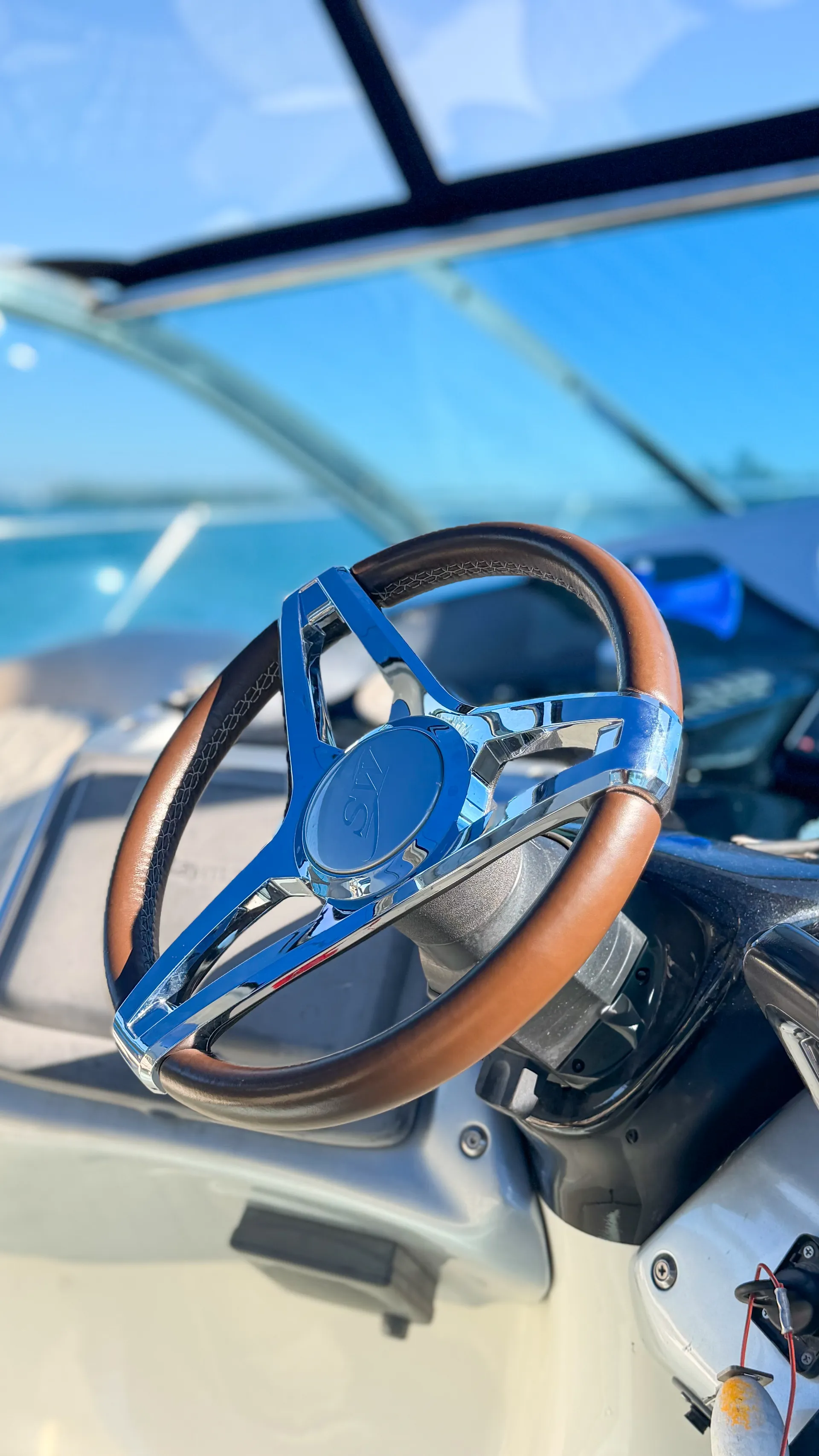 Enjoy "PARIS" 48ft Cranchi Motor Yacht in Miami!!