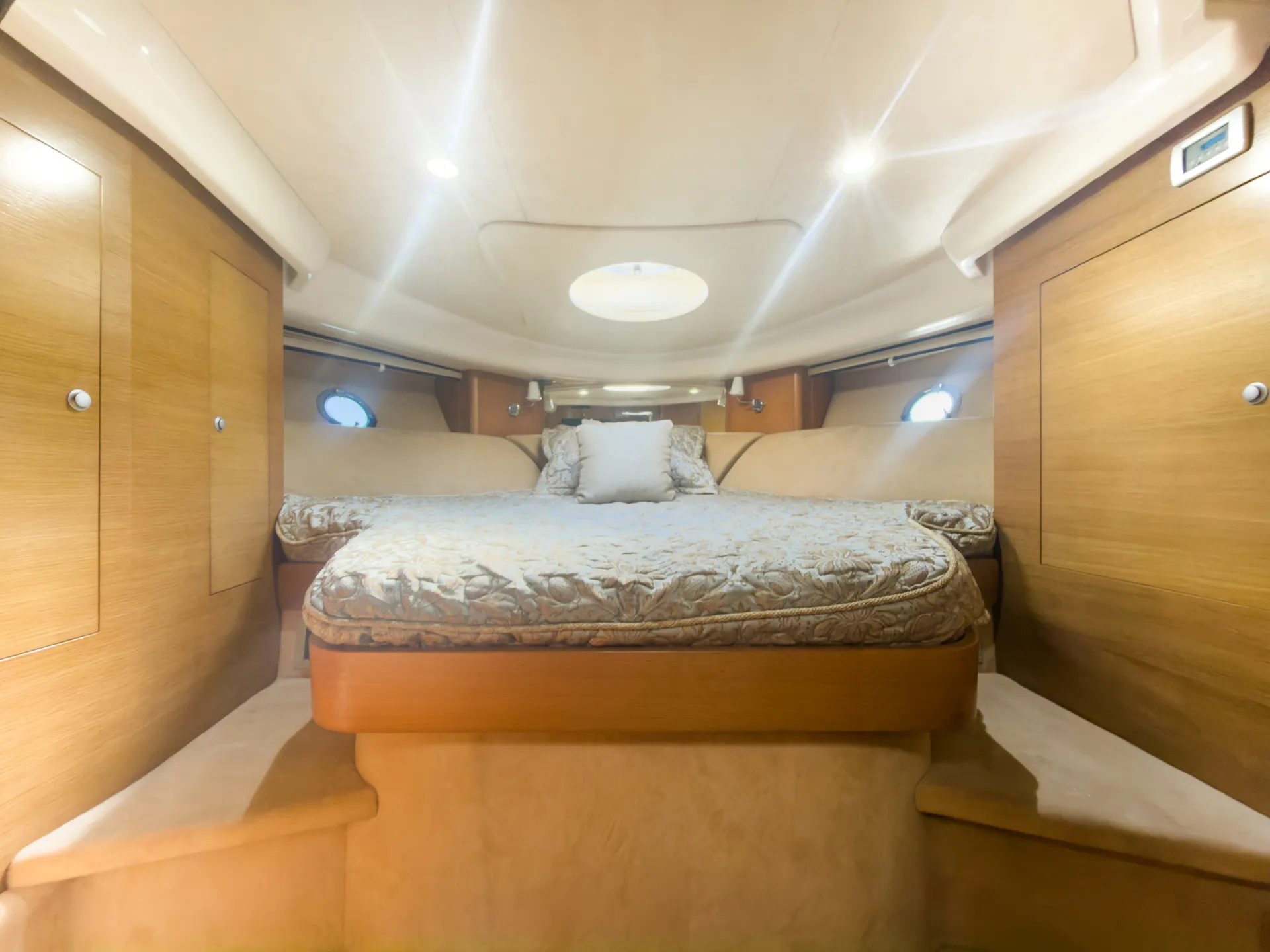 Enjoy "PARIS" 48ft Cranchi Motor Yacht in Miami!!