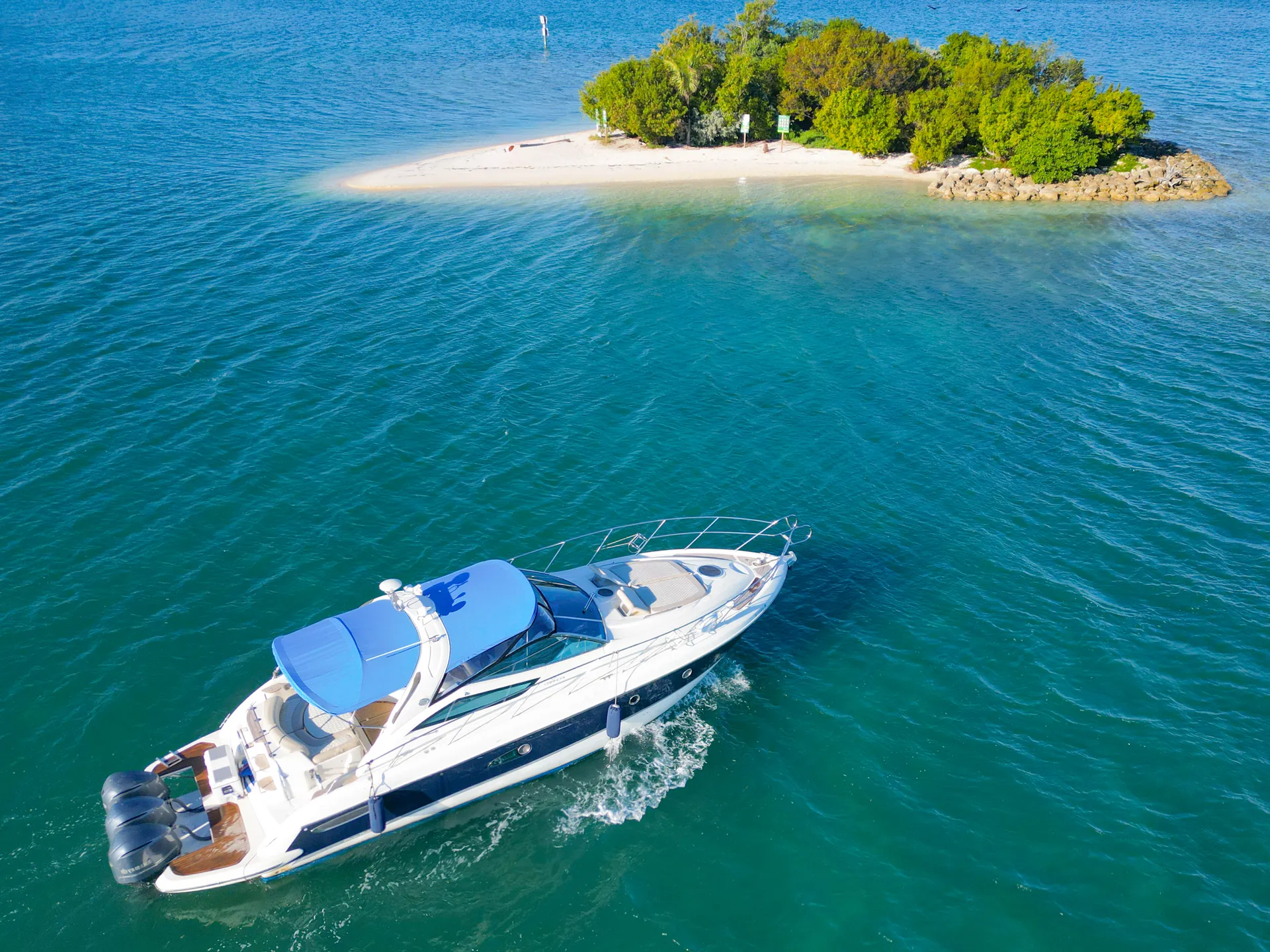 Enjoy "PARIS" 48ft Cranchi Motor Yacht in Miami!!