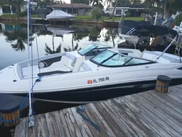 Luxurious Sea Ray 240 Sundeck - Private Dock &amp; Free Parking! boat photo