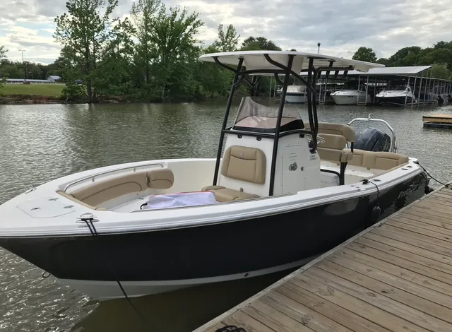 Rent a NAUTICSTAR BOATS center console in Mount Pleasant, SC near me