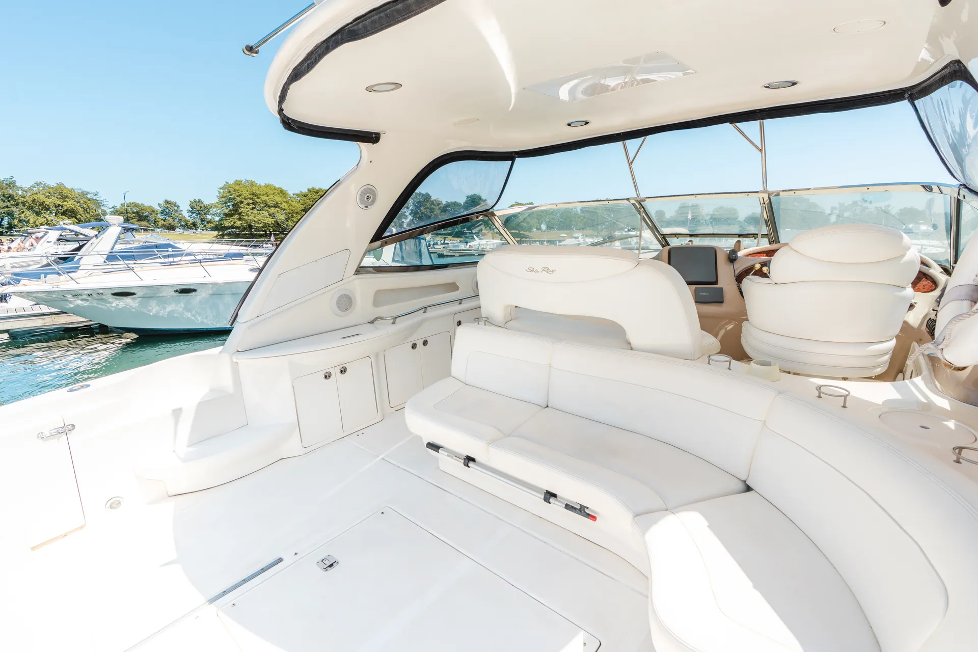 Spacious 51' Flagship Yacht | Chicago's Premier Rental Experience 