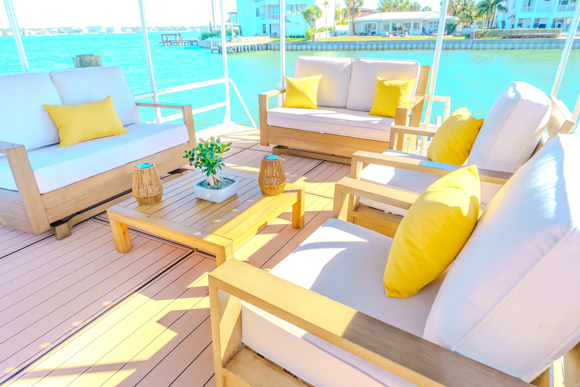 Lulu’s Floating Oasis