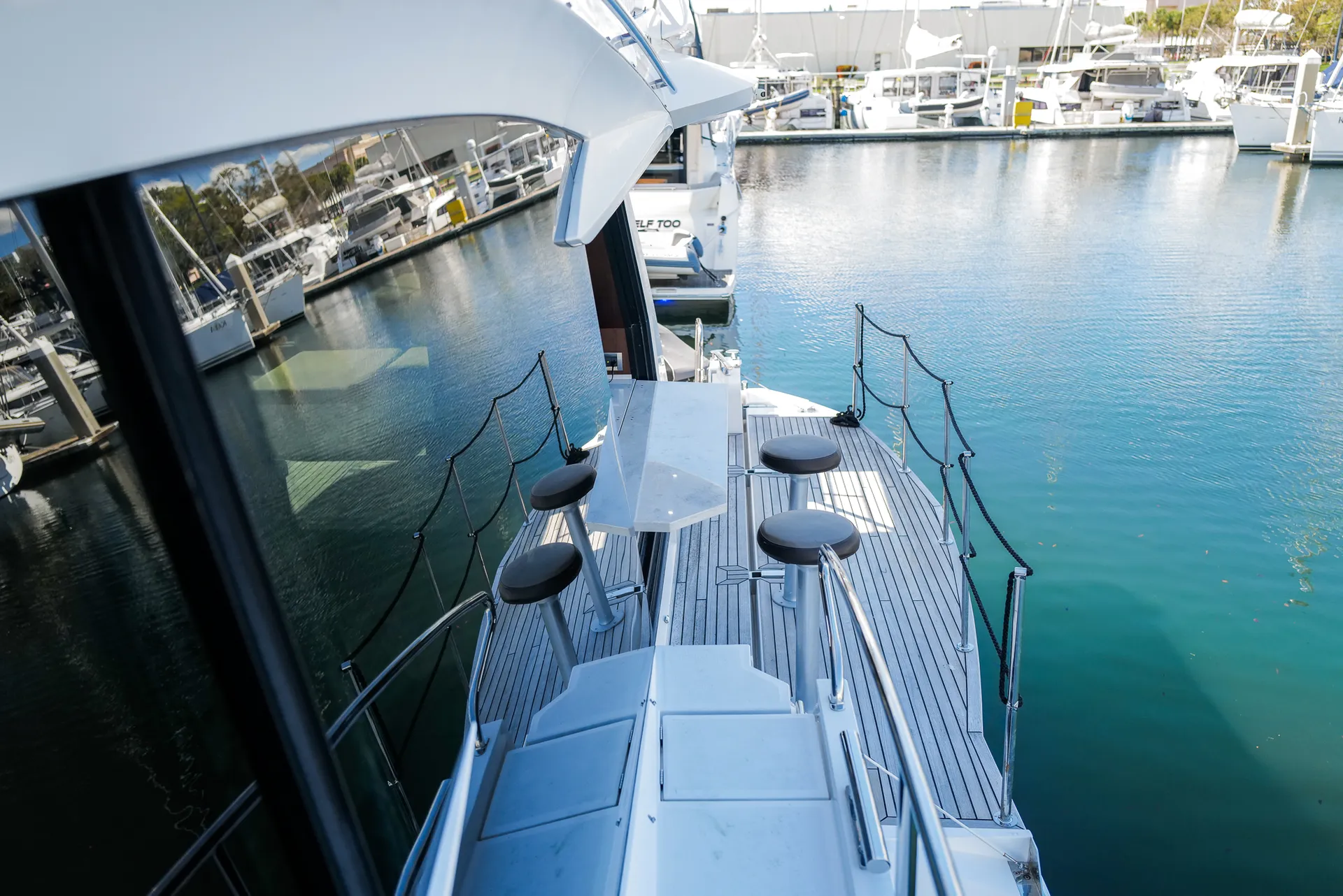 Galeon 500 fly in St. Petersburg, FL — photo 4