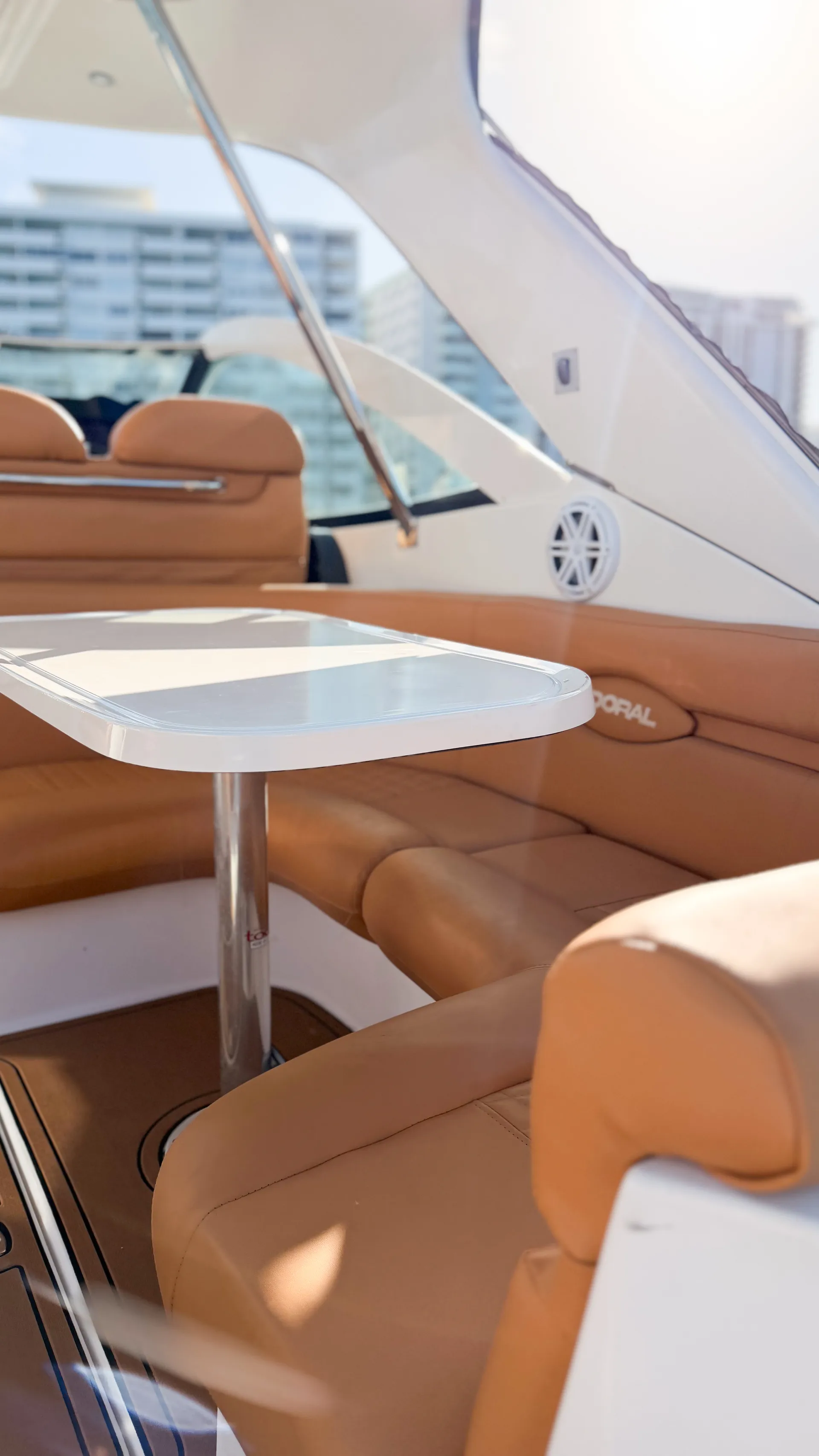 Experience Luxury &amp; Fun on Our Doral Hawaii 42 ft Private Charter!