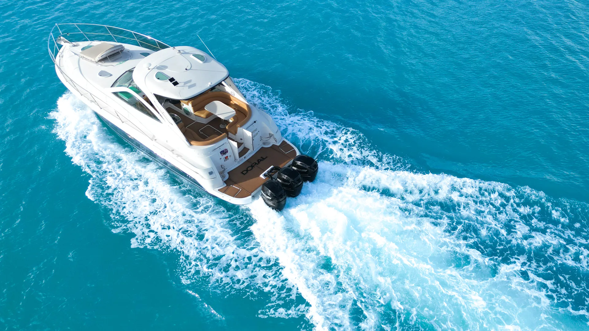 Experience Luxury &amp; Fun on Our Doral Hawaii 42 ft Private Charter!