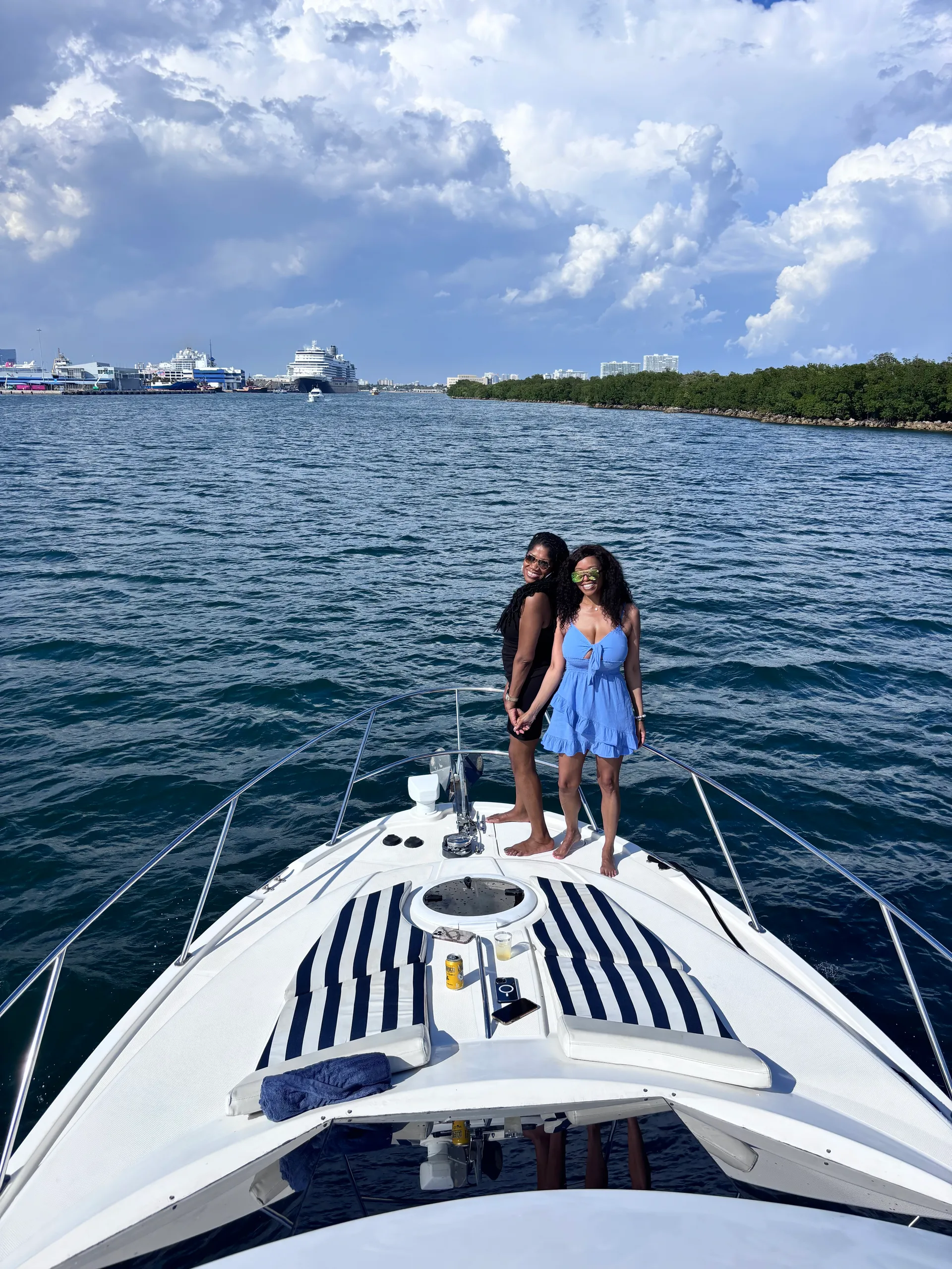 ALL-INCLUSIVE Fort Lauderdale Yacht  35' Meridian (Captain﹠Fuel Inc)