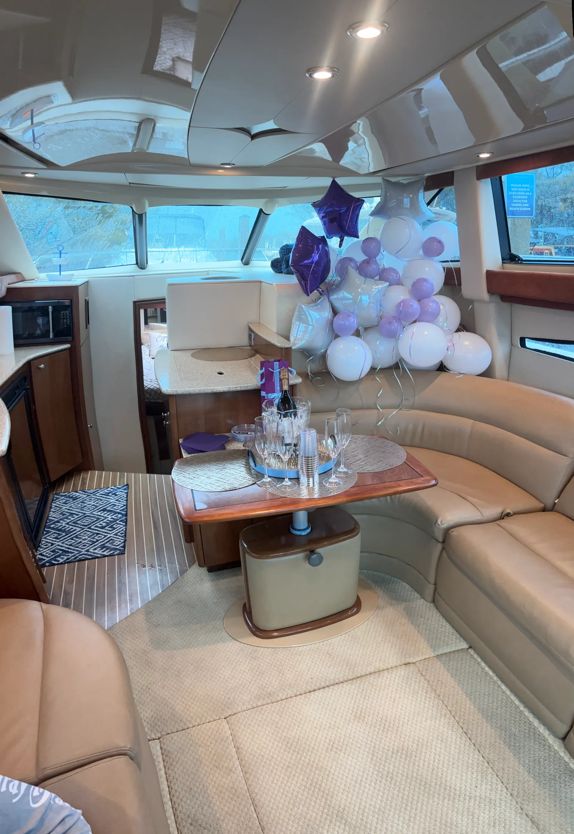 ALL-INCLUSIVE Fort Lauderdale Yacht  35' Meridian (Captain﹠Fuel Inc)