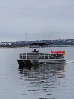 Rent a 24ft Pontoon Boat on Lake Travis Today boat photo