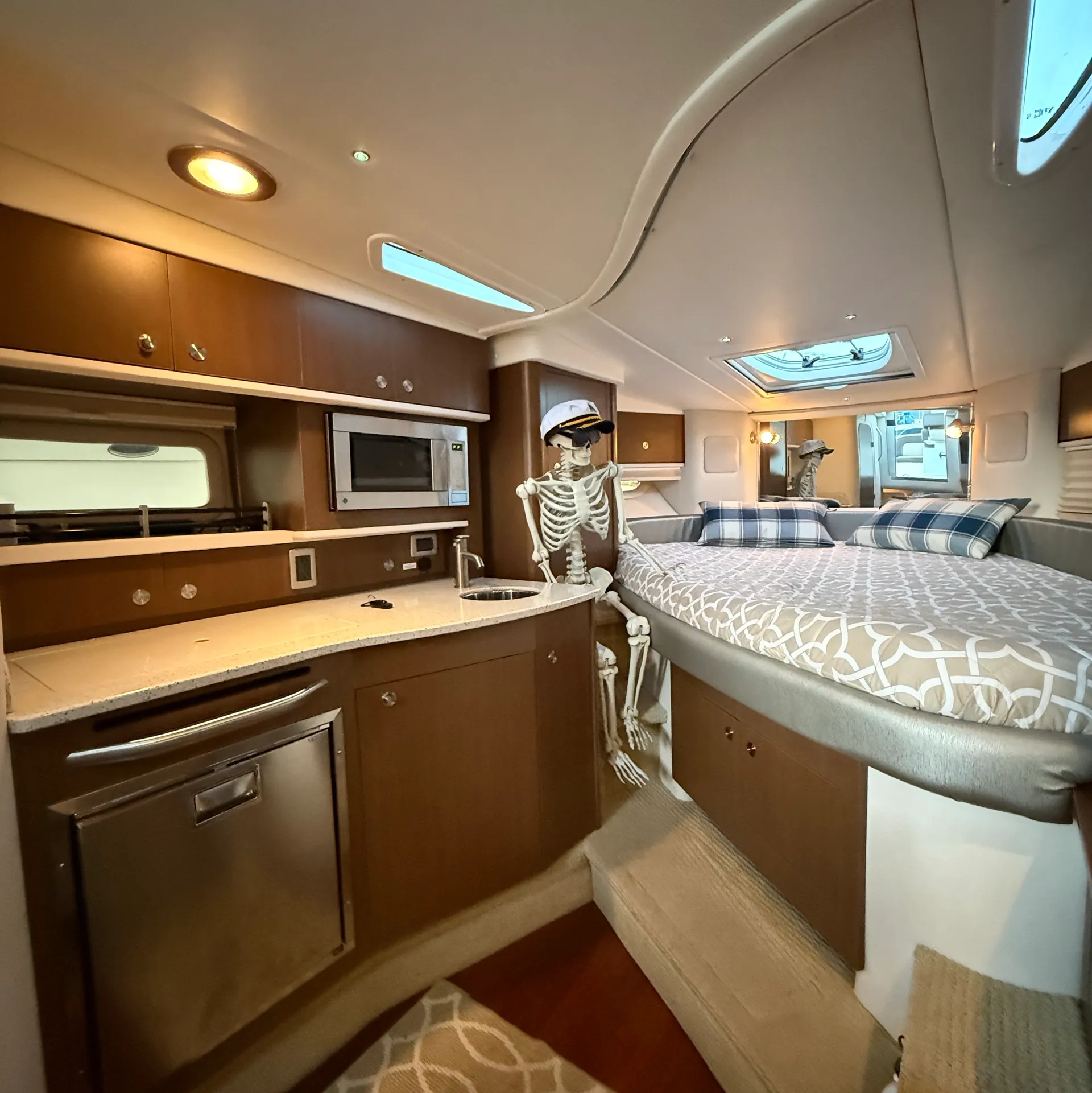 38’ Sea Ray Sundancer | Jacksonville