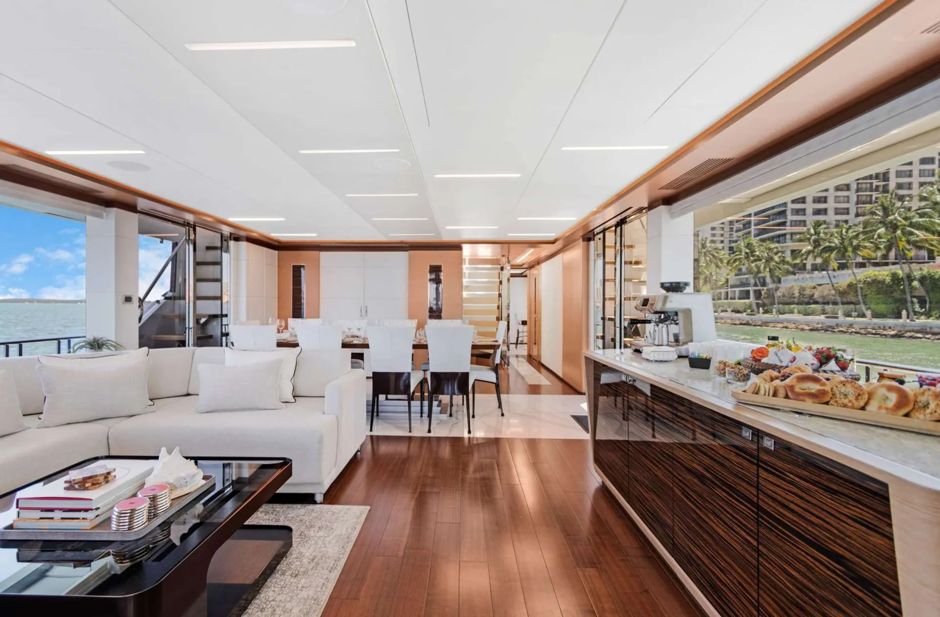 Ocean Alexander 28R in Miami, FL — photo 10