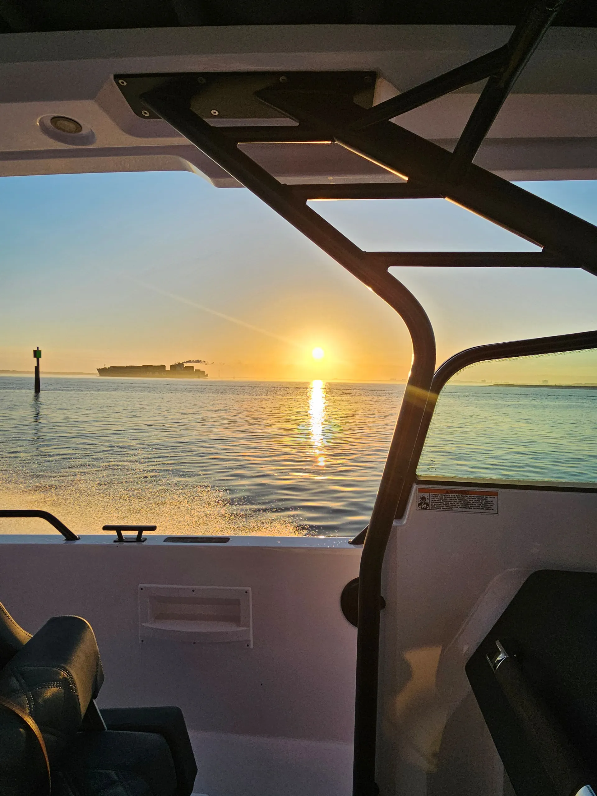 Brabus Axopar 37 Suntop up to 13 guests w/Restroom A/C and heat