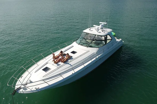 Rent a SEA RAY BOATS cruiser in Miami, FL near me