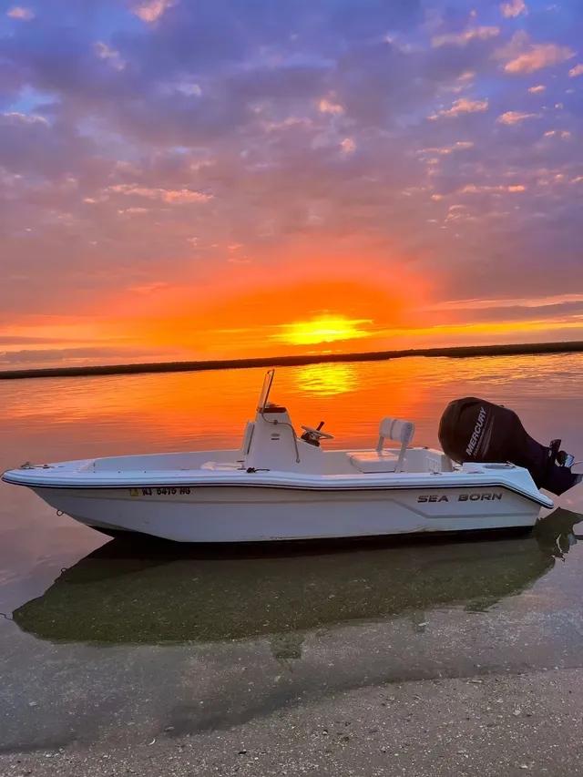 Rent a SEA BORN BOATS center console in Wilmington, NC near me