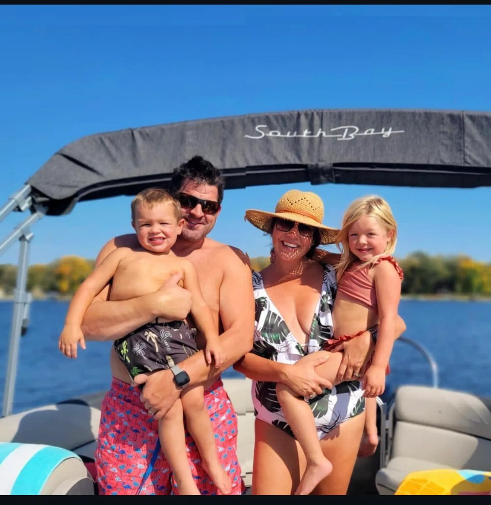 2025 Tritoon great for cruising and fishing!