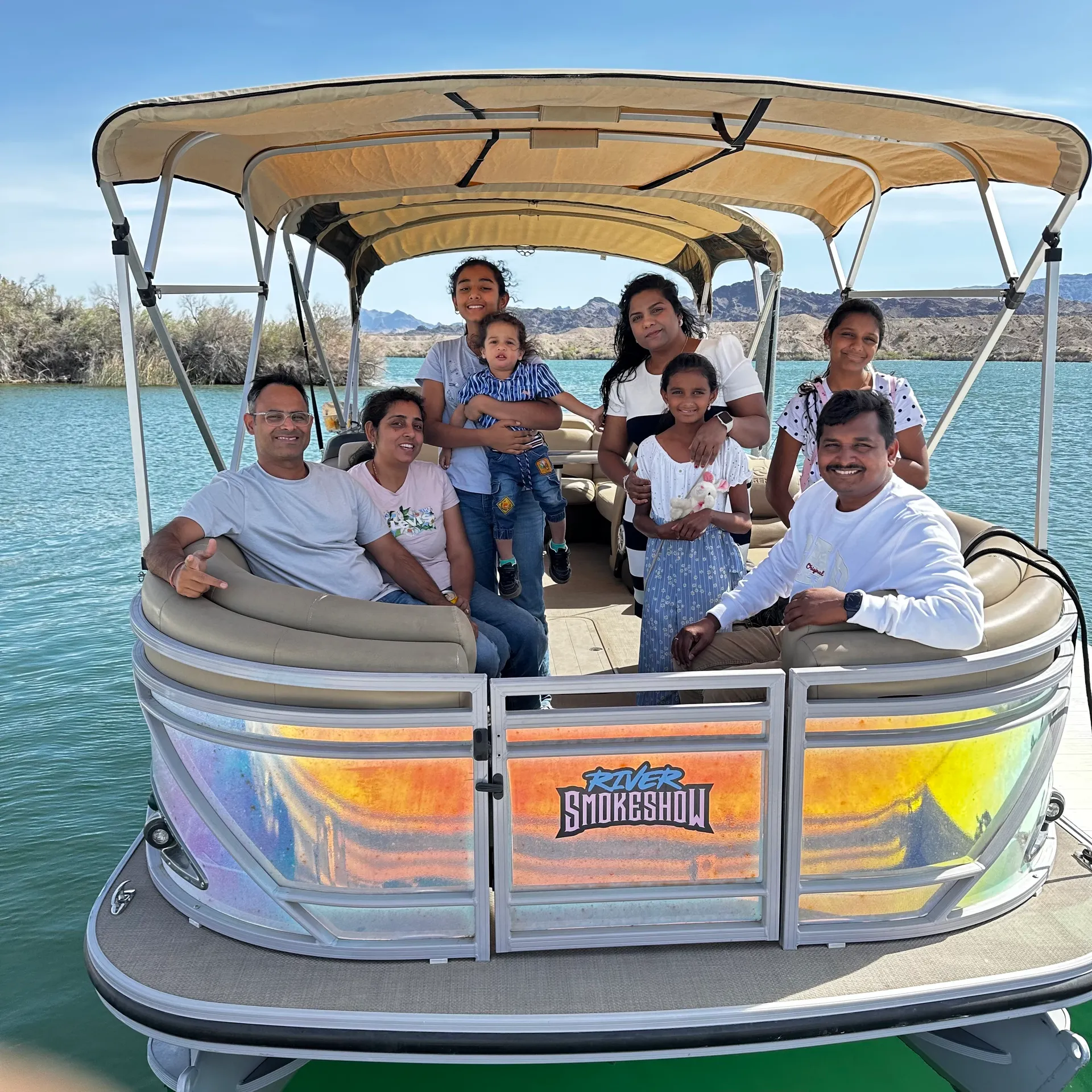 25’ Regency Luxury Pontoon Lake Havasu, Double Bimini, BBQ, Bluetooth