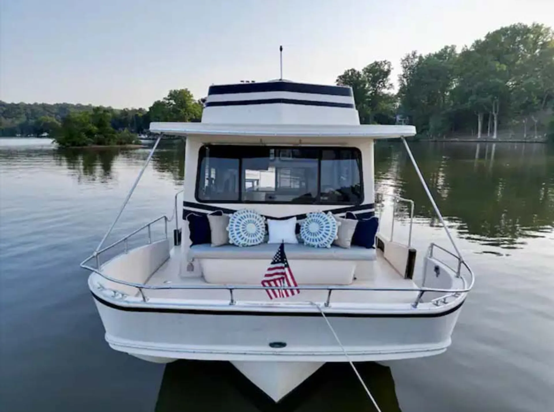 HOLIDAY MANSION BY TANKERS COASTAL BARRACUDA in Baltimore, MD — photo 2