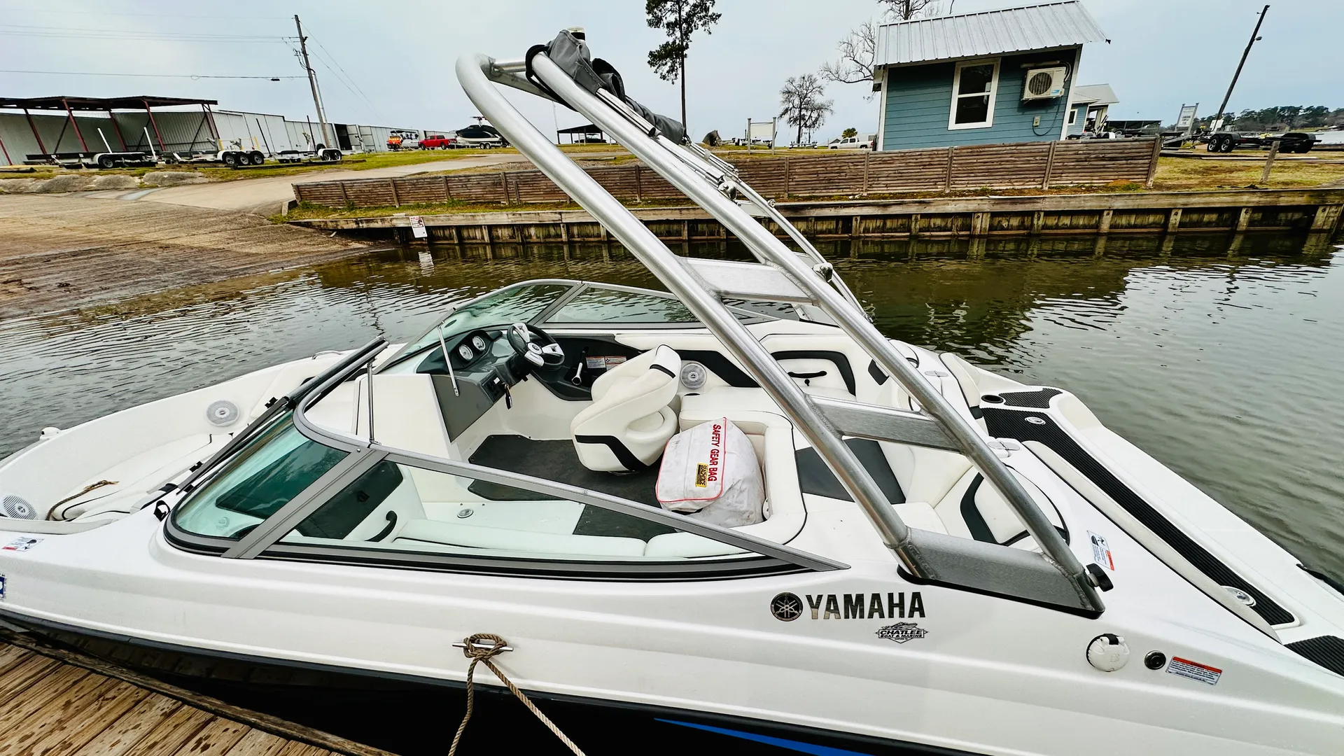 YAMAHA AR190  in Willis, TX — photo 10