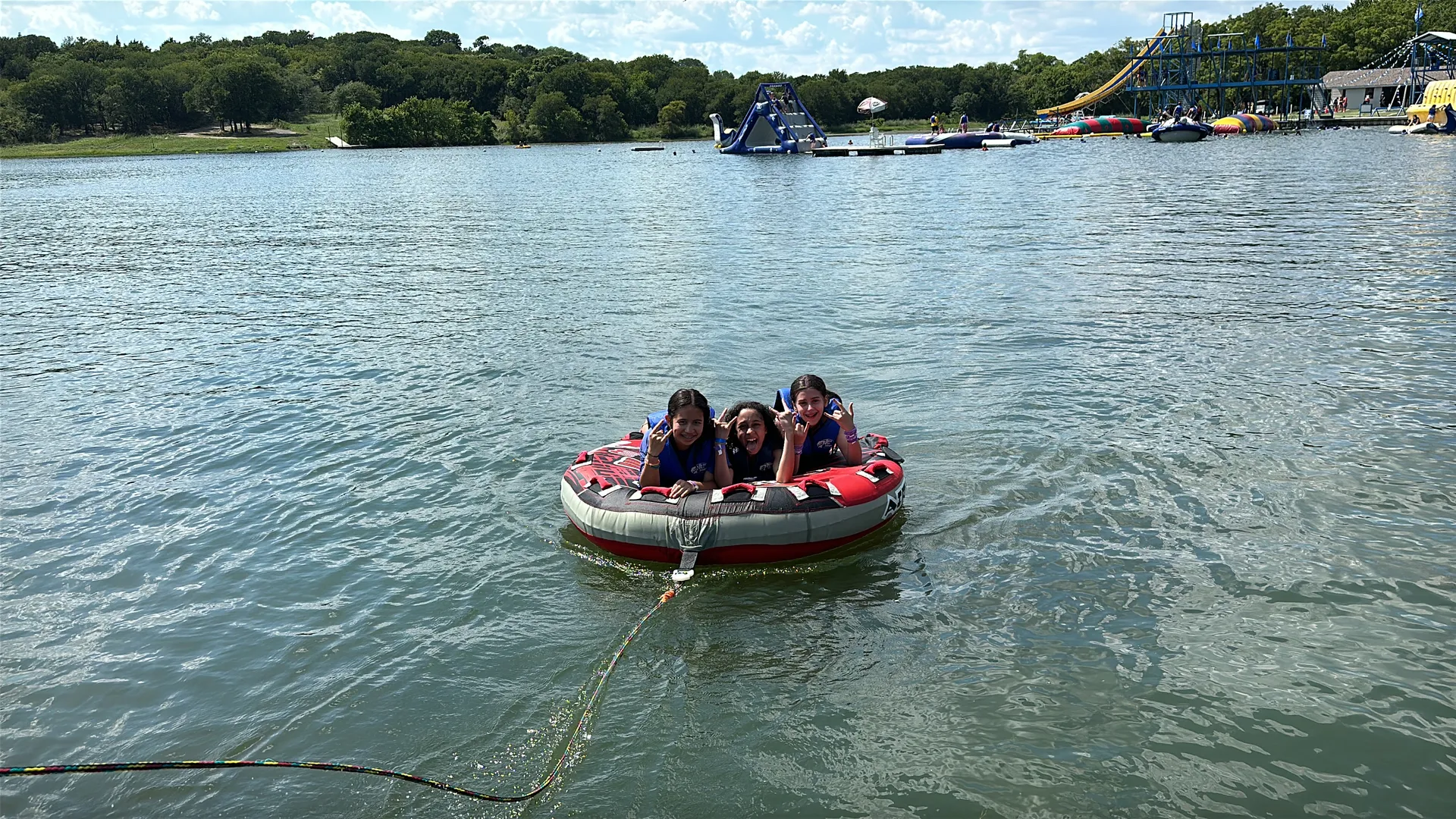 Family Pontoon Boat – Lake Conroe, Houston, Tubing Ready
