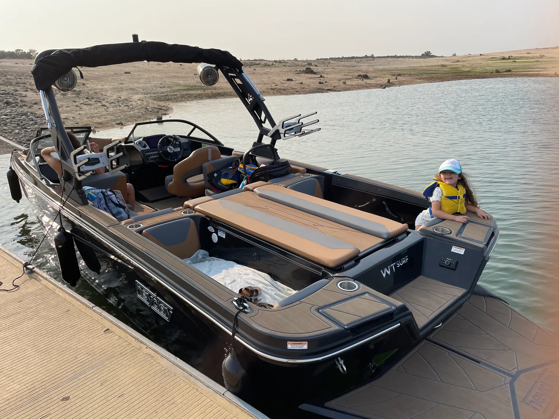 Heyday 25' WT Surf — 2022 Wake & Surf Cruiser