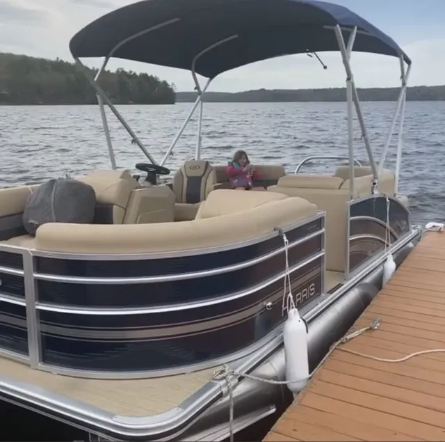 Rent a HARRIS BOATS pontoon in Hawley, PA near me