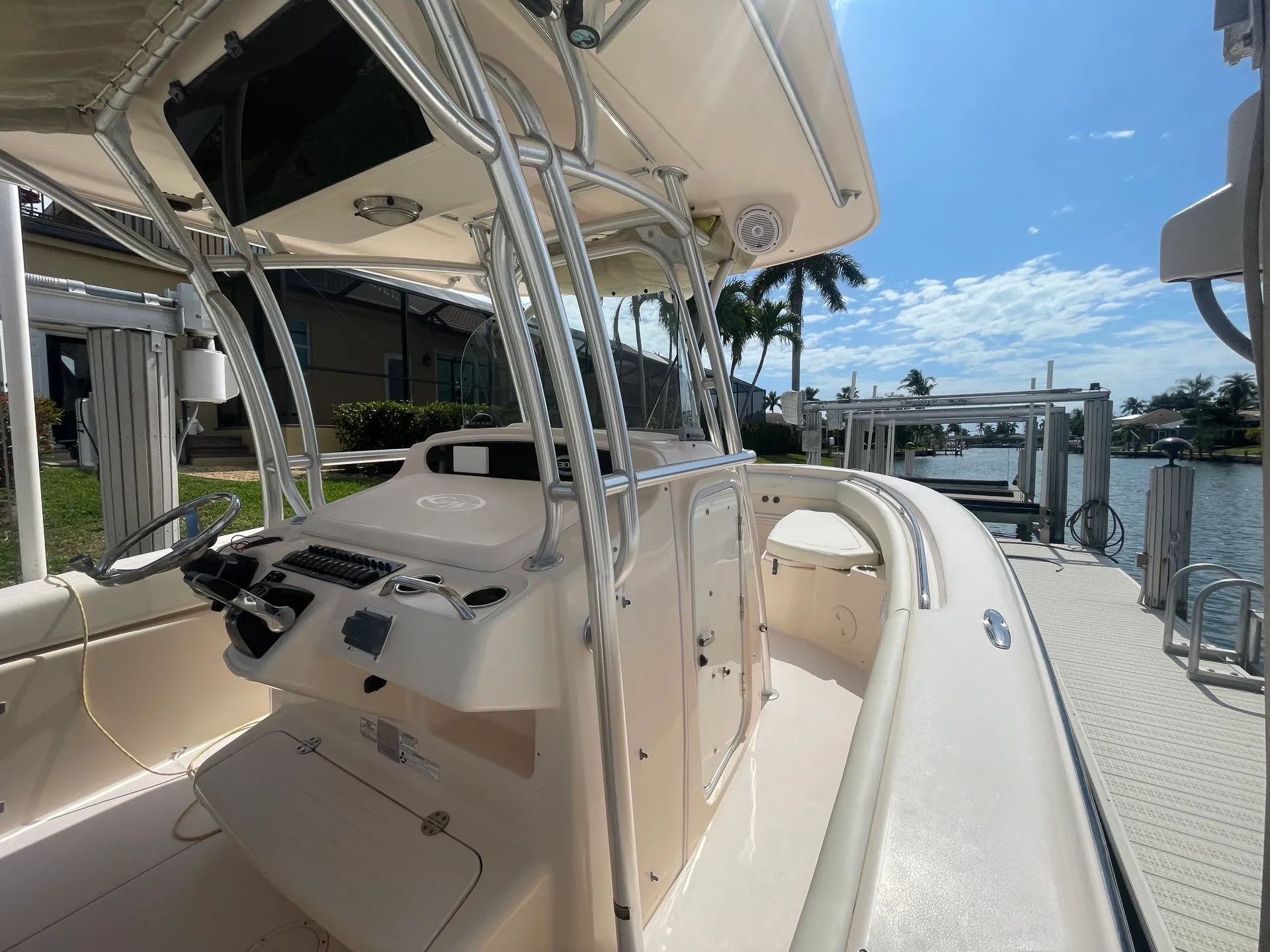 Grady White Boats Canyon 306 in Marco Island, FL — photo 9