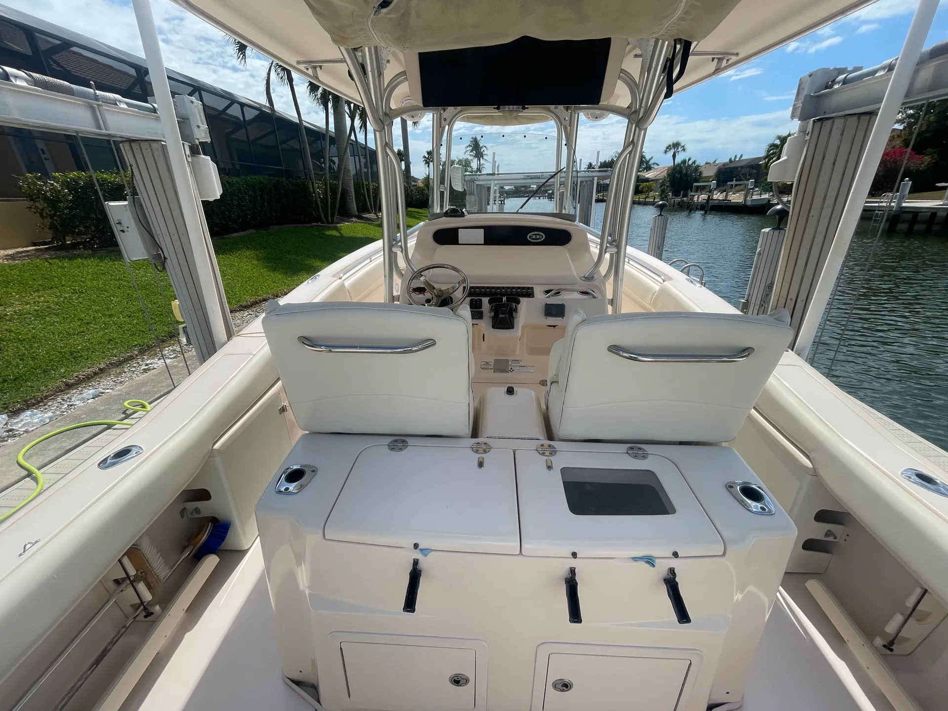 Grady White Boats Canyon 306 in Marco Island, FL — photo 8