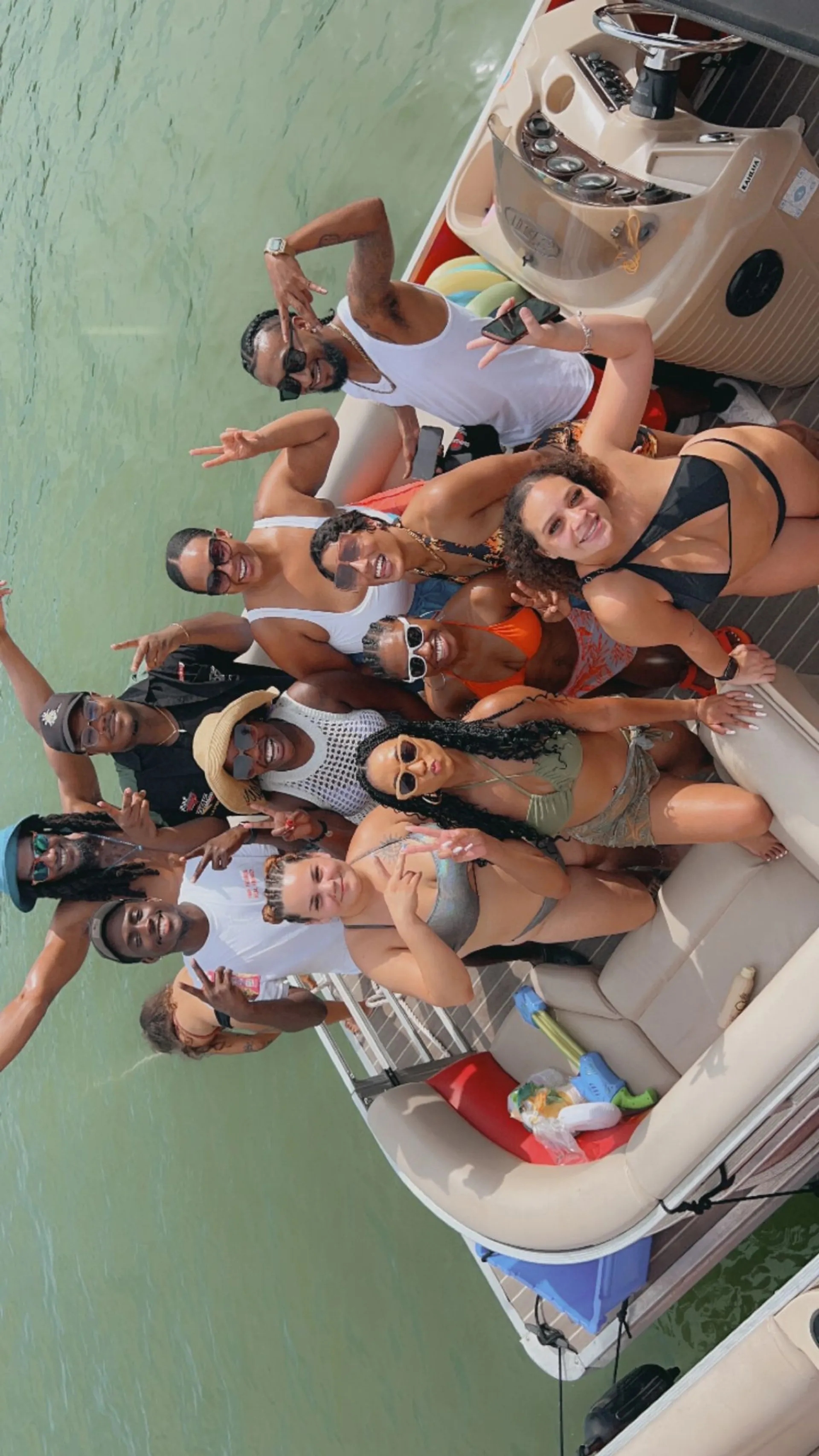 41' Cruisers Motoryacht in Lake Travis
