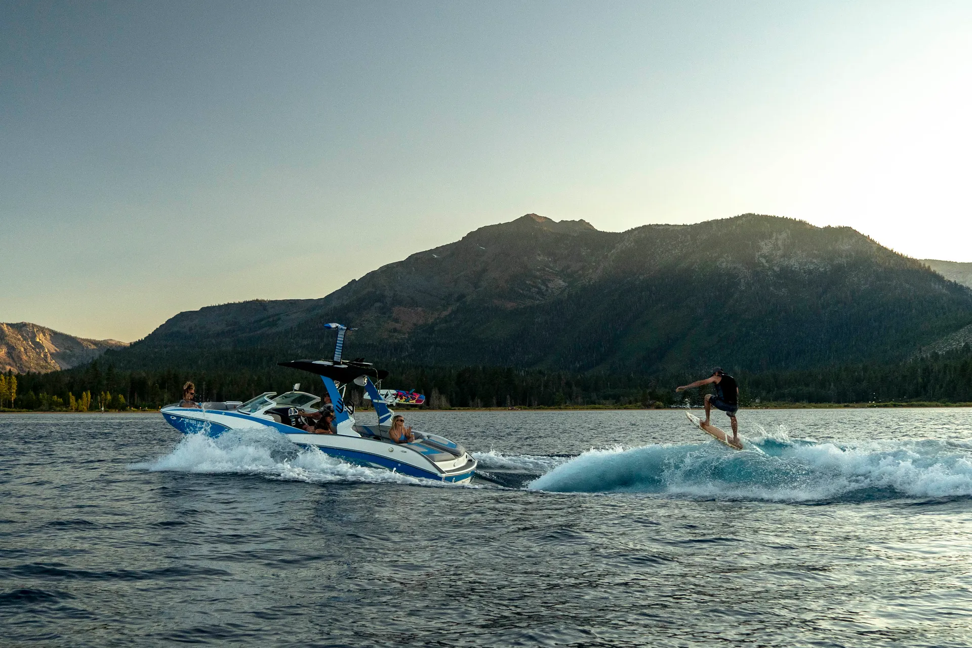 New Wakesurf Boat on Lake Tahoe | 23 foot MB B52: the best surf wave!