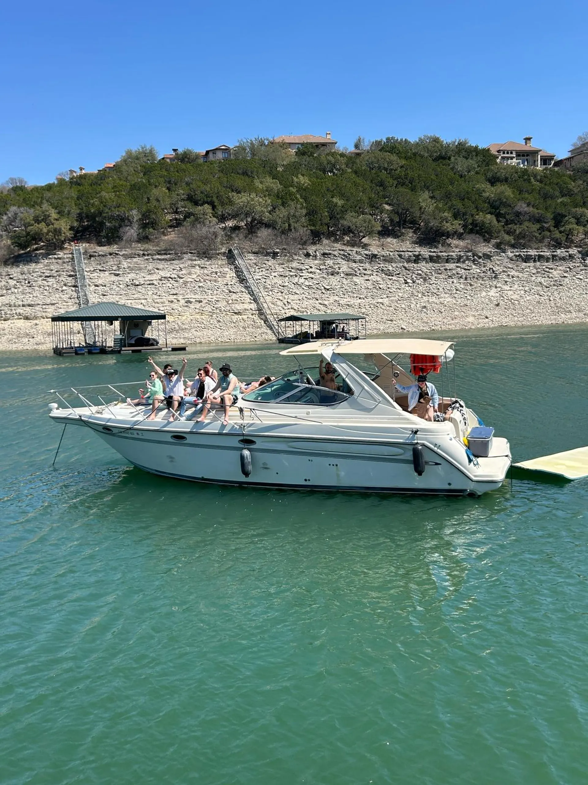 Luxury 37' Yacht on Lake Travis