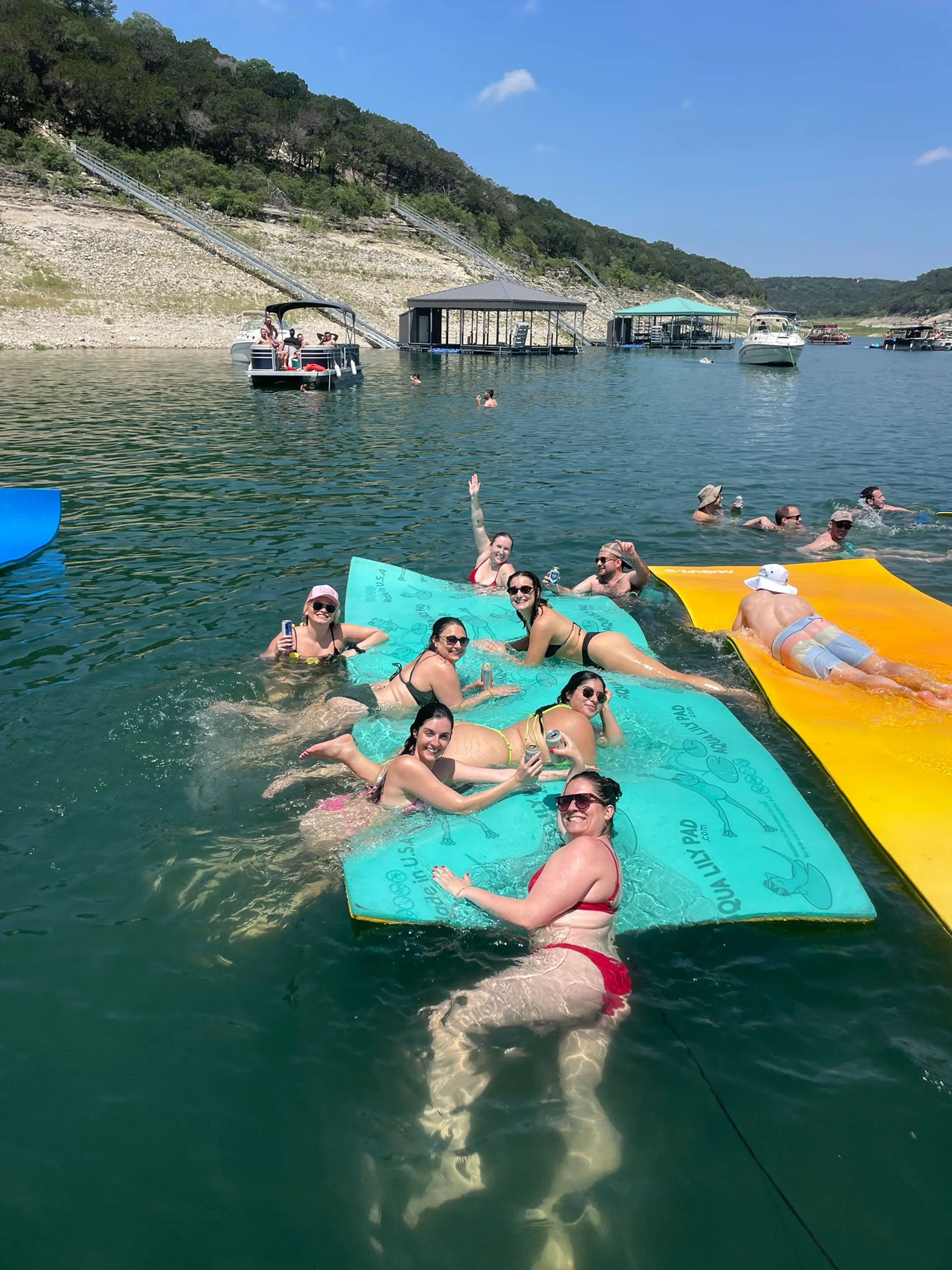 Luxury 37' Yacht on Lake Travis