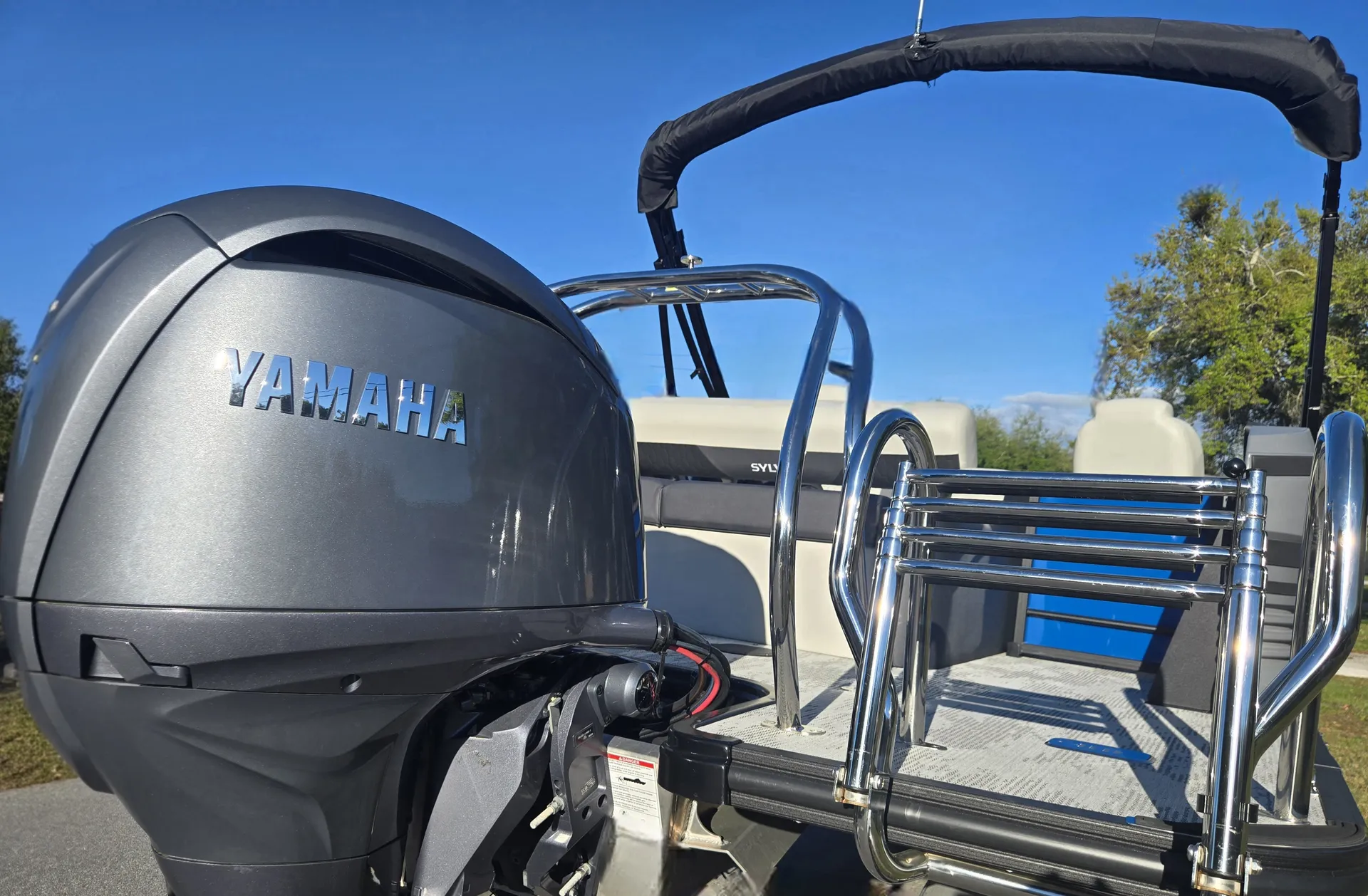 Brand New 2026 Pontoon • Captain Included • Sandbars and Dolphin Tours