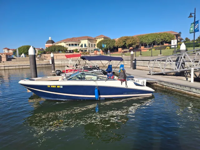 Rent a REGAL BOATS bow rider in Rockwall, TX near me