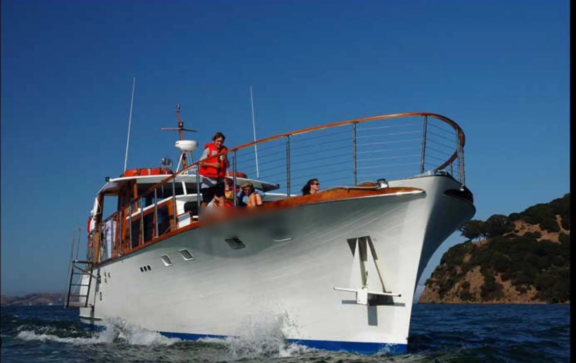 Stephens Brothers 63 foot Classic Motor Yacht in San Francisco, CA — photo 4