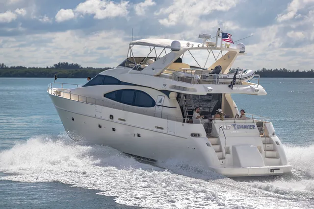 Rent a AZIMUT YACHTS motor yacht in Hilton Head Island, SC near me
