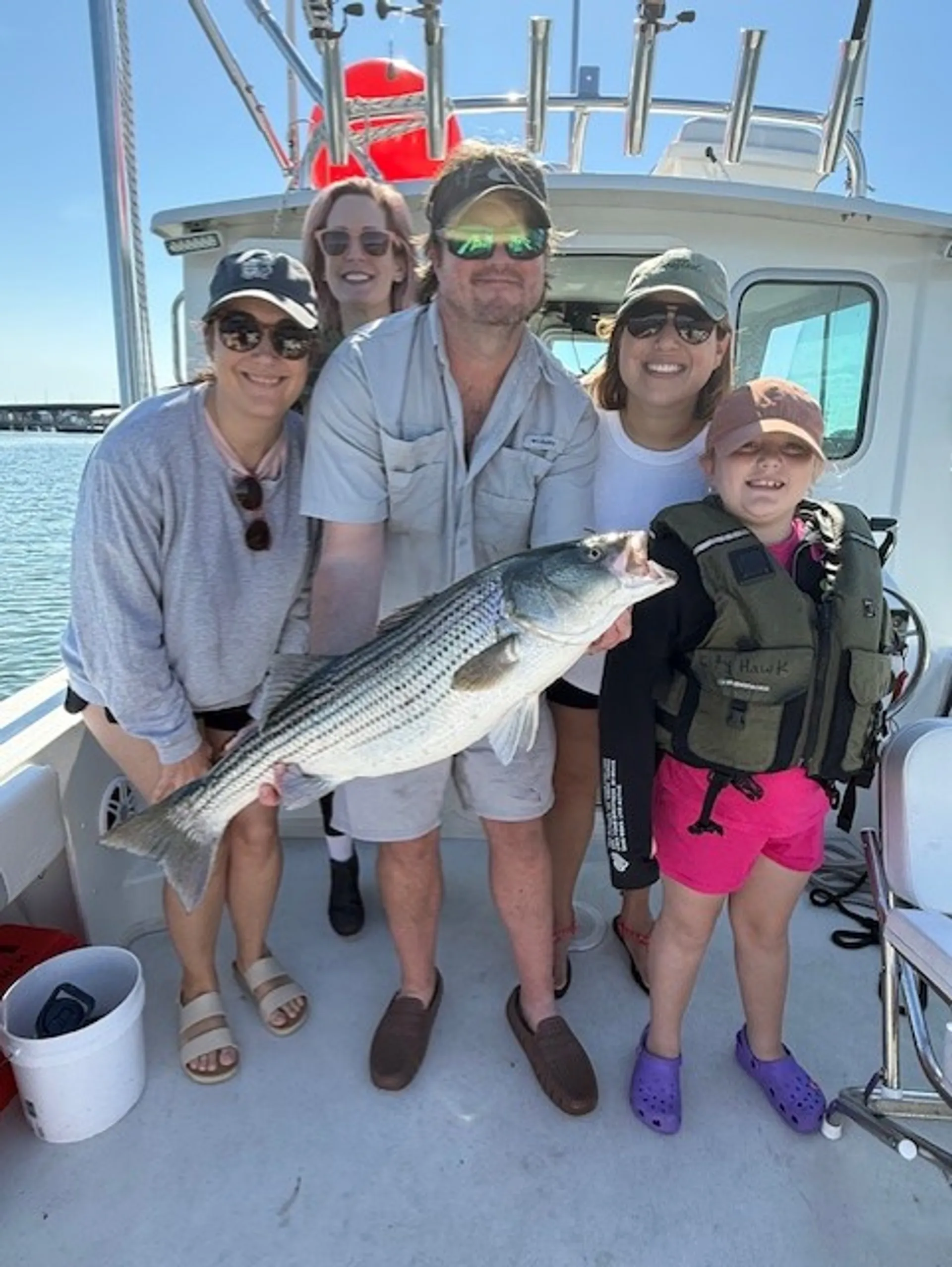 Comfort &amp; Adventure Aboard the 2022 Parker 2820 XLD Pilot House