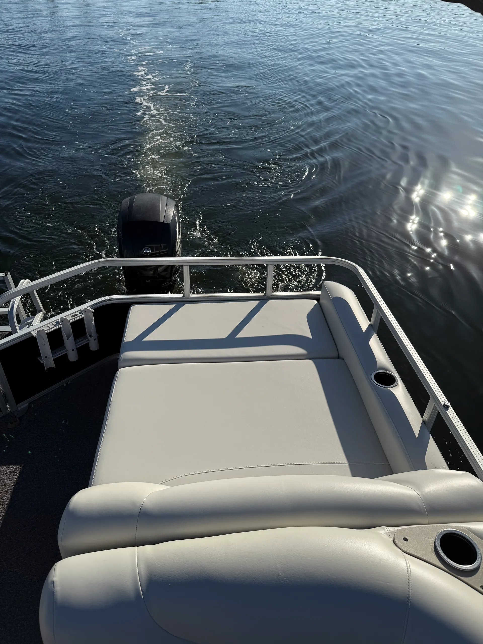 SUN TRACKER BY TRACKER MARINE PARTY BARGE 22 XP3 W/150ELPT 4-S in Holmes Beach, FL — photo 8